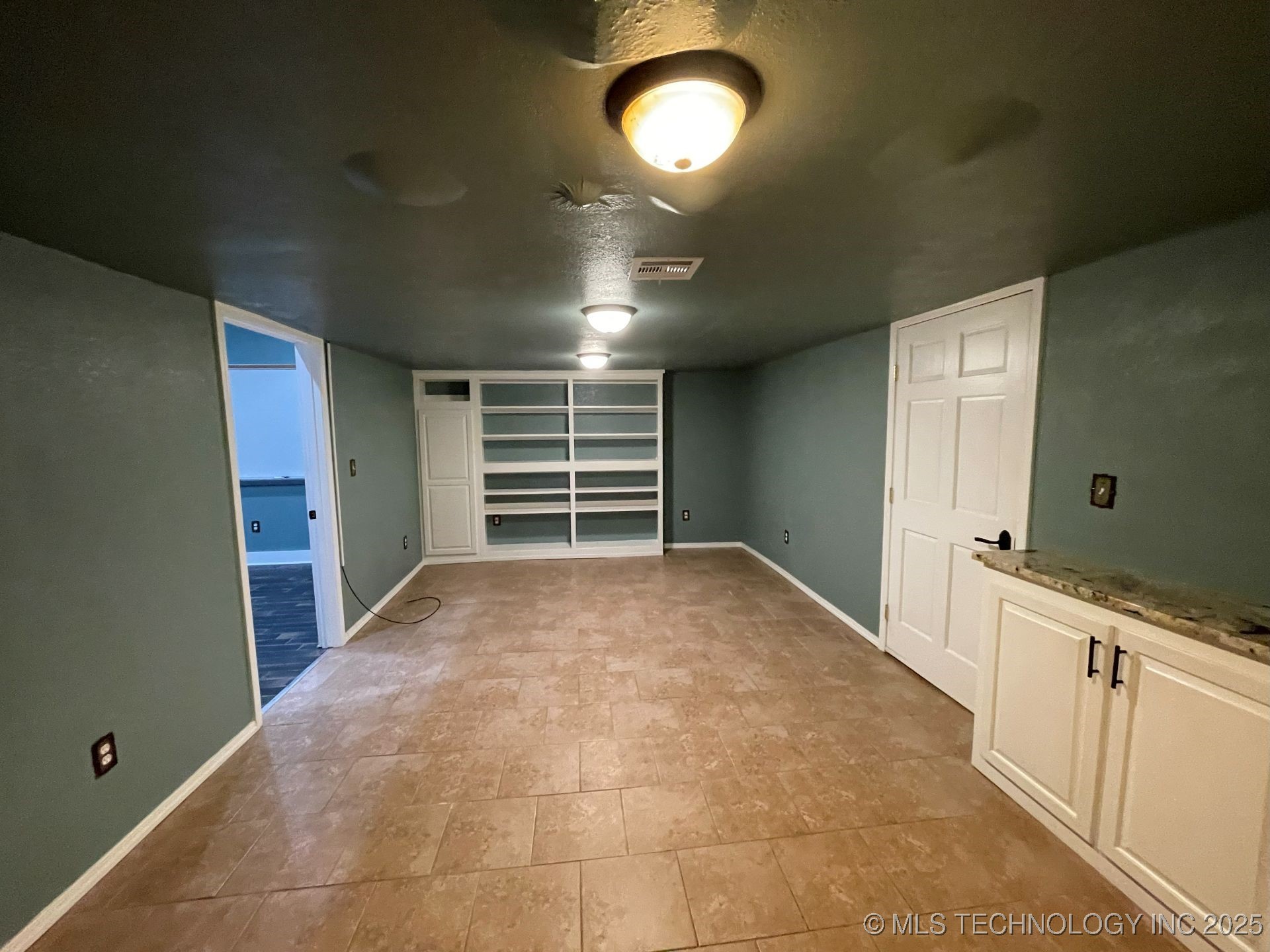 8 W Main Street Ardmore OK 73401