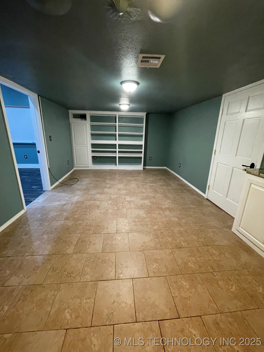 8 W Main Street Ardmore OK 73401