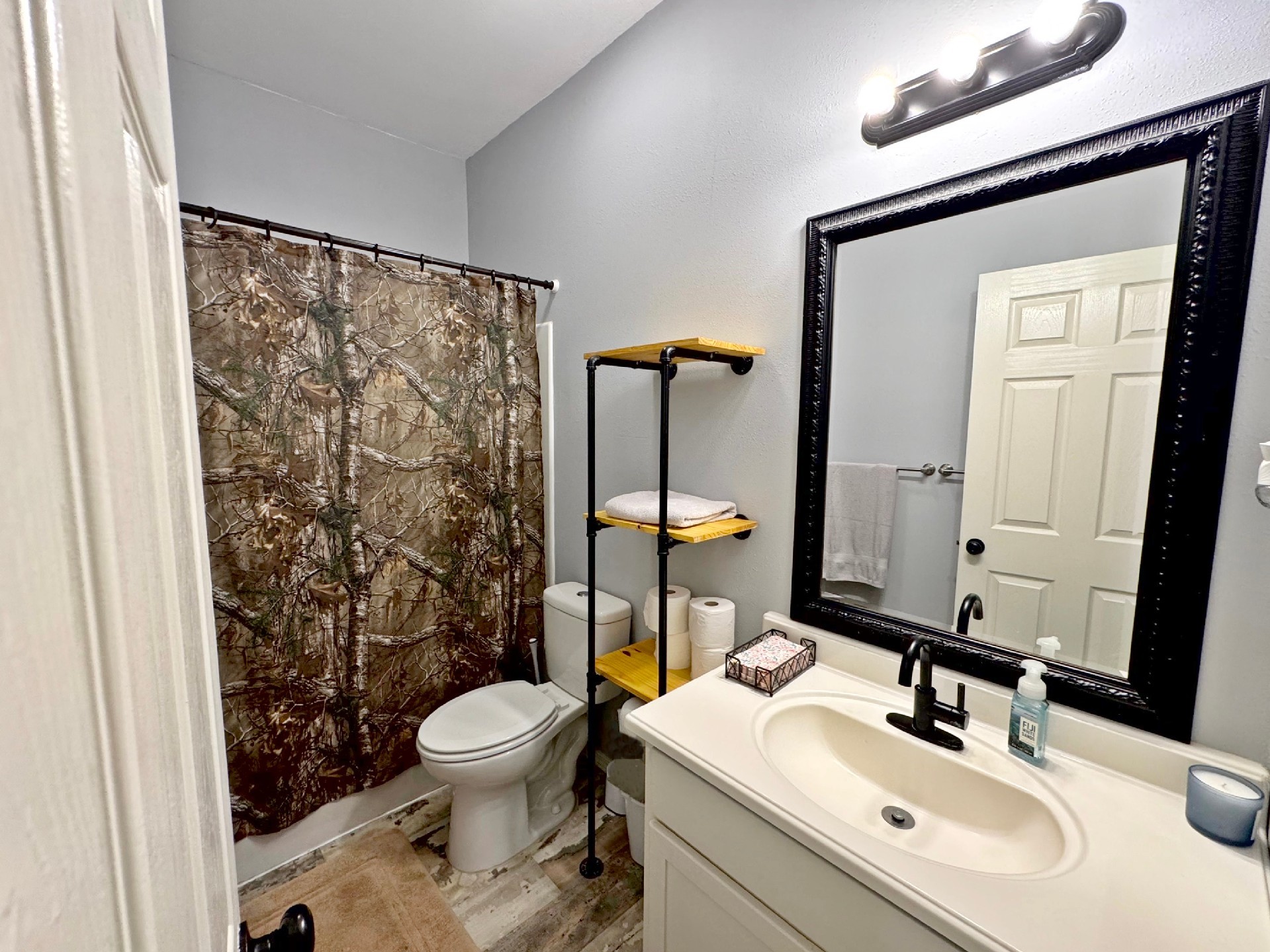 20005 Highway 80 Hulbert OK 74441