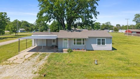 304 E 8th Street So Coffeyville OK 74072