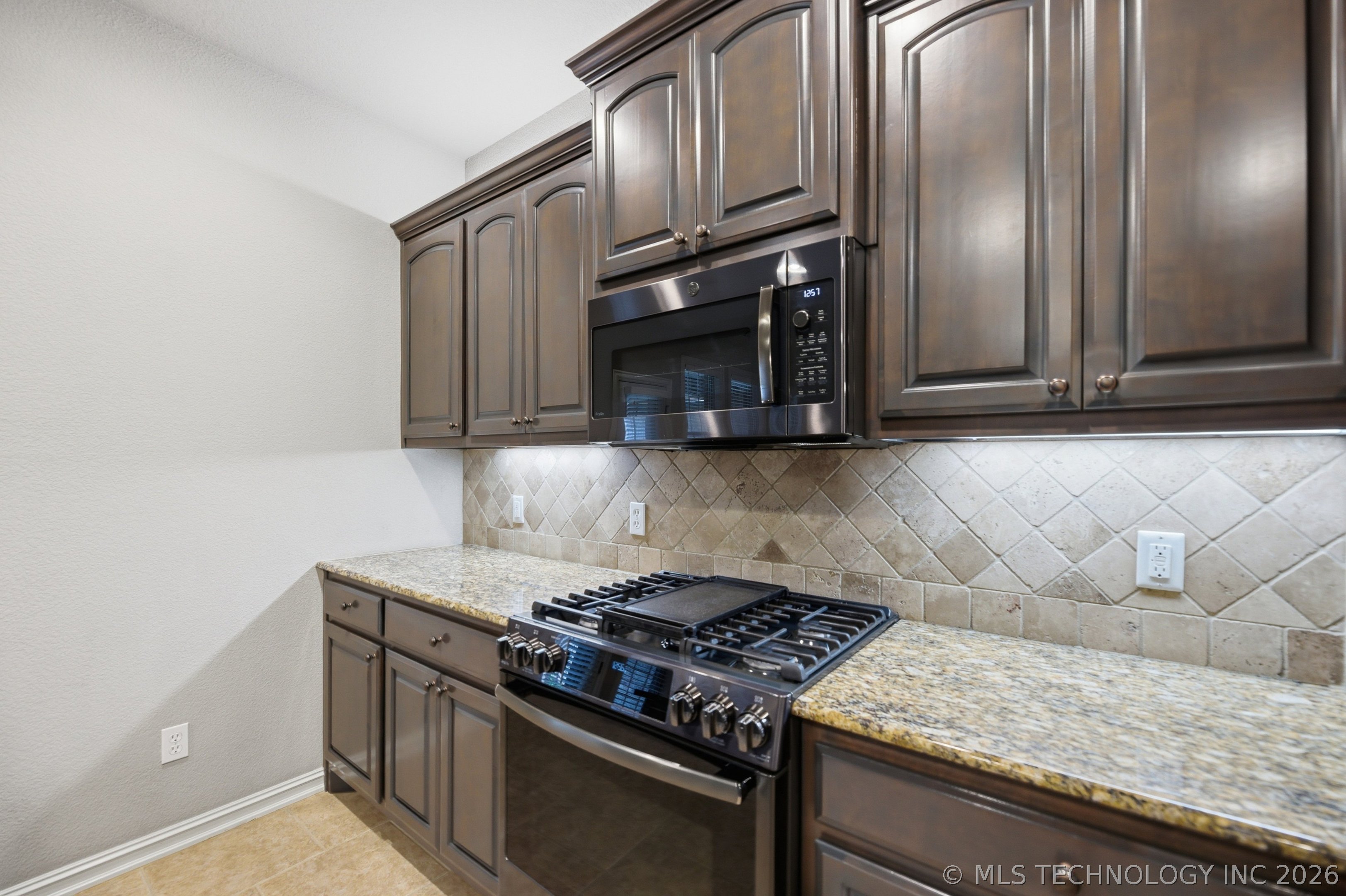 11016 E 83rd Place S Tulsa OK 74133