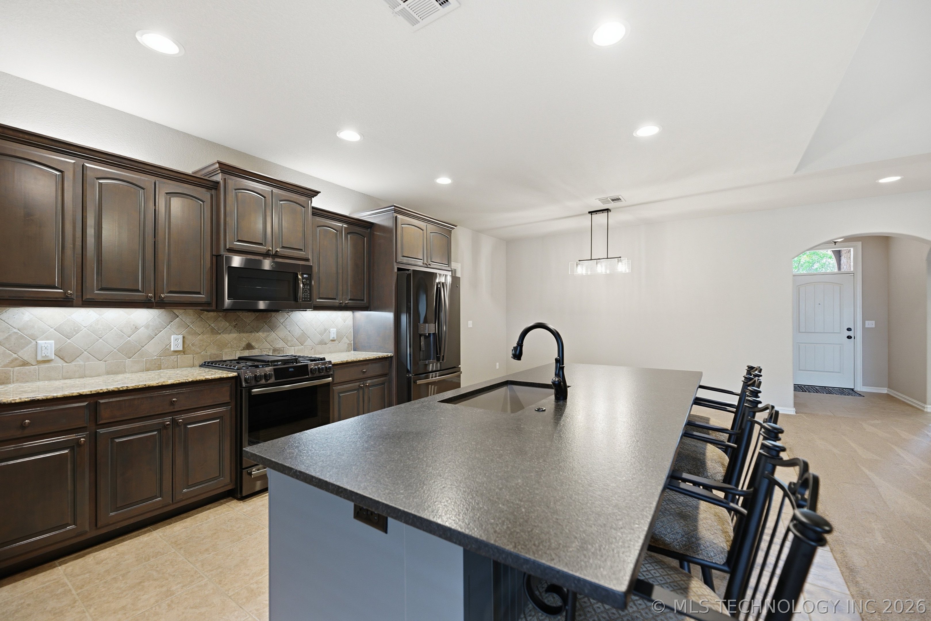 11016 E 83rd Place S Tulsa OK 74133