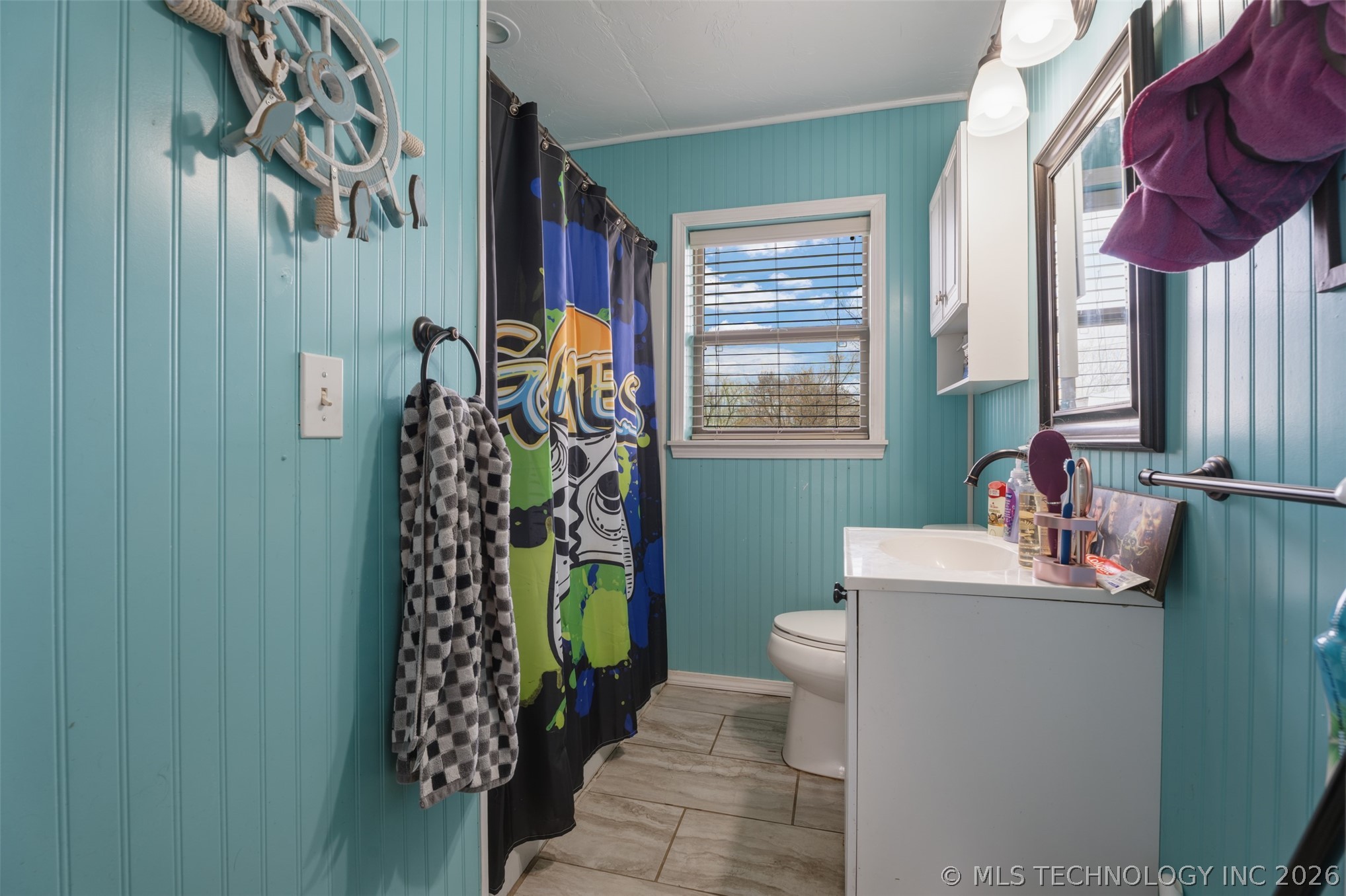 215 E 7th Grove OK 74344