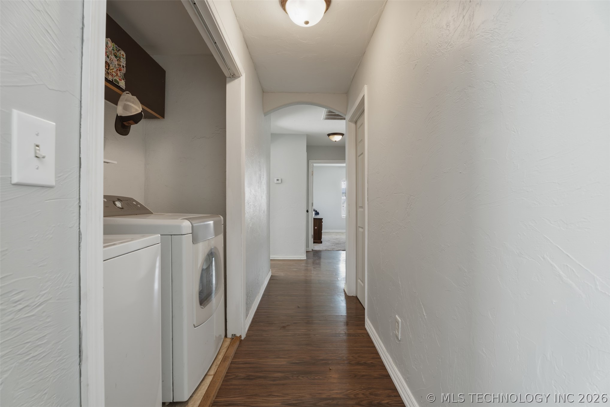 215 E 7th Grove OK 74344