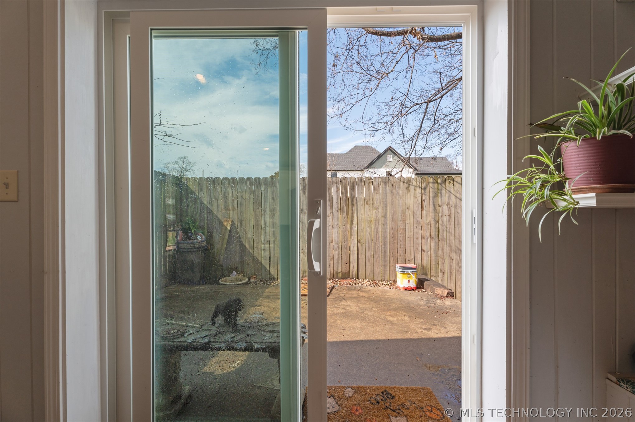 215 E 7th Grove OK 74344