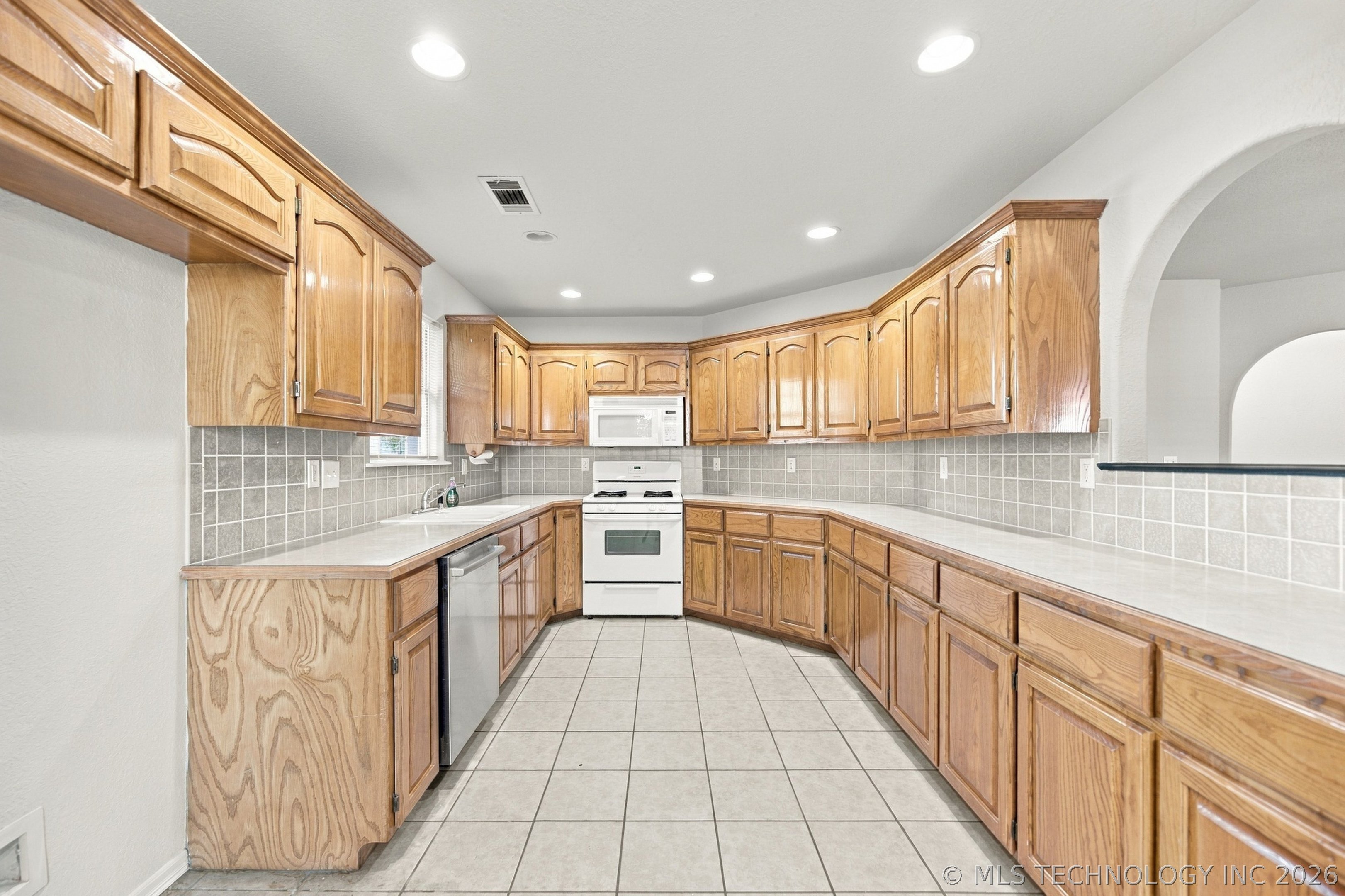 11844 N 107th East Place Collinsville OK 74021