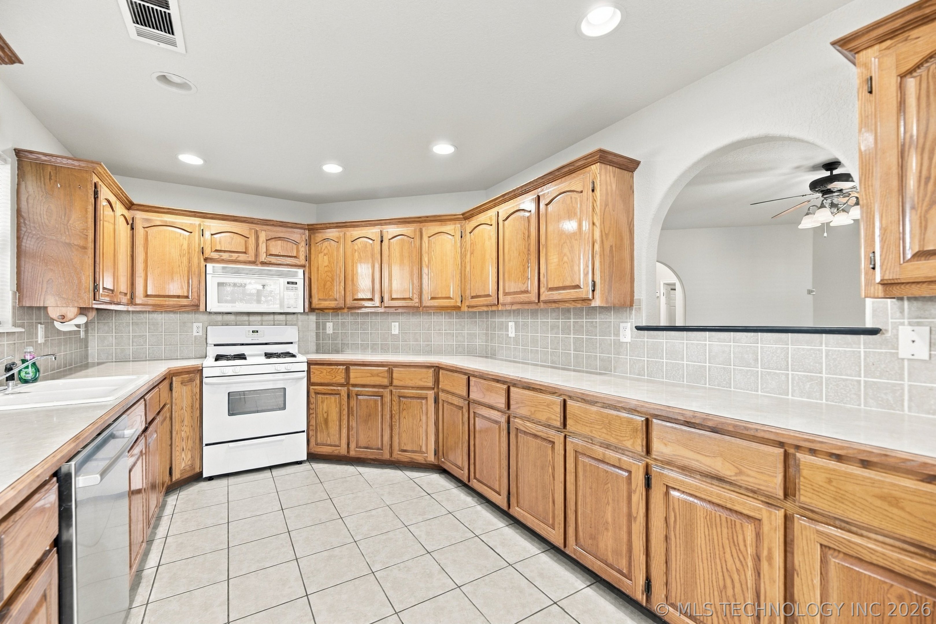11844 N 107th East Place Collinsville OK 74021