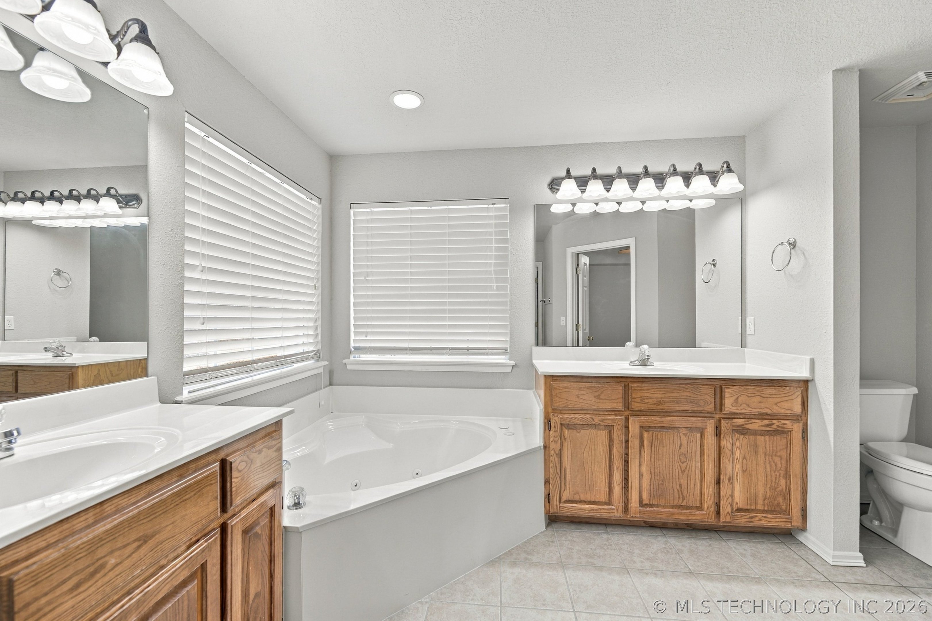 11844 N 107th East Place Collinsville OK 74021