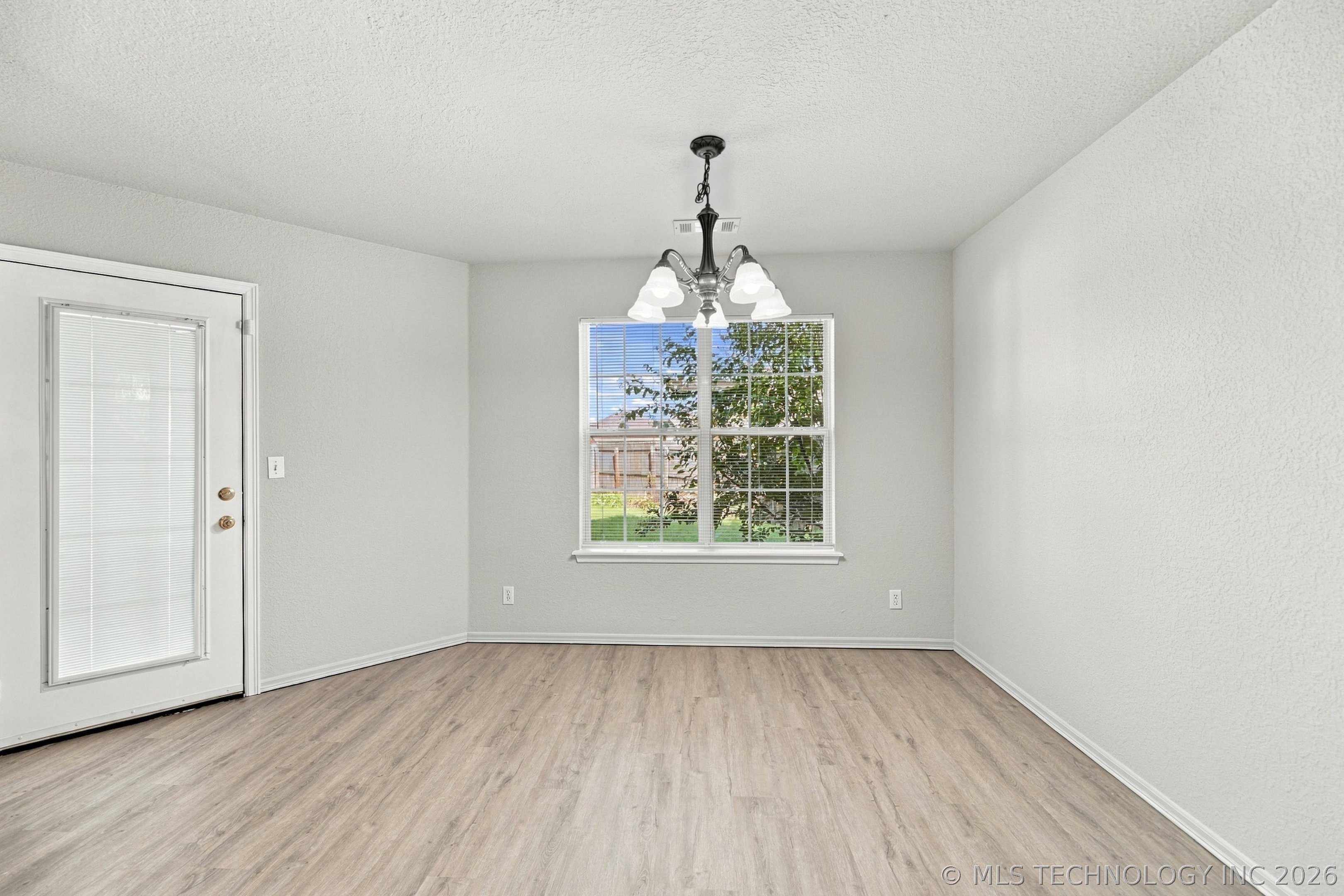 11844 N 107th East Place Collinsville OK 74021