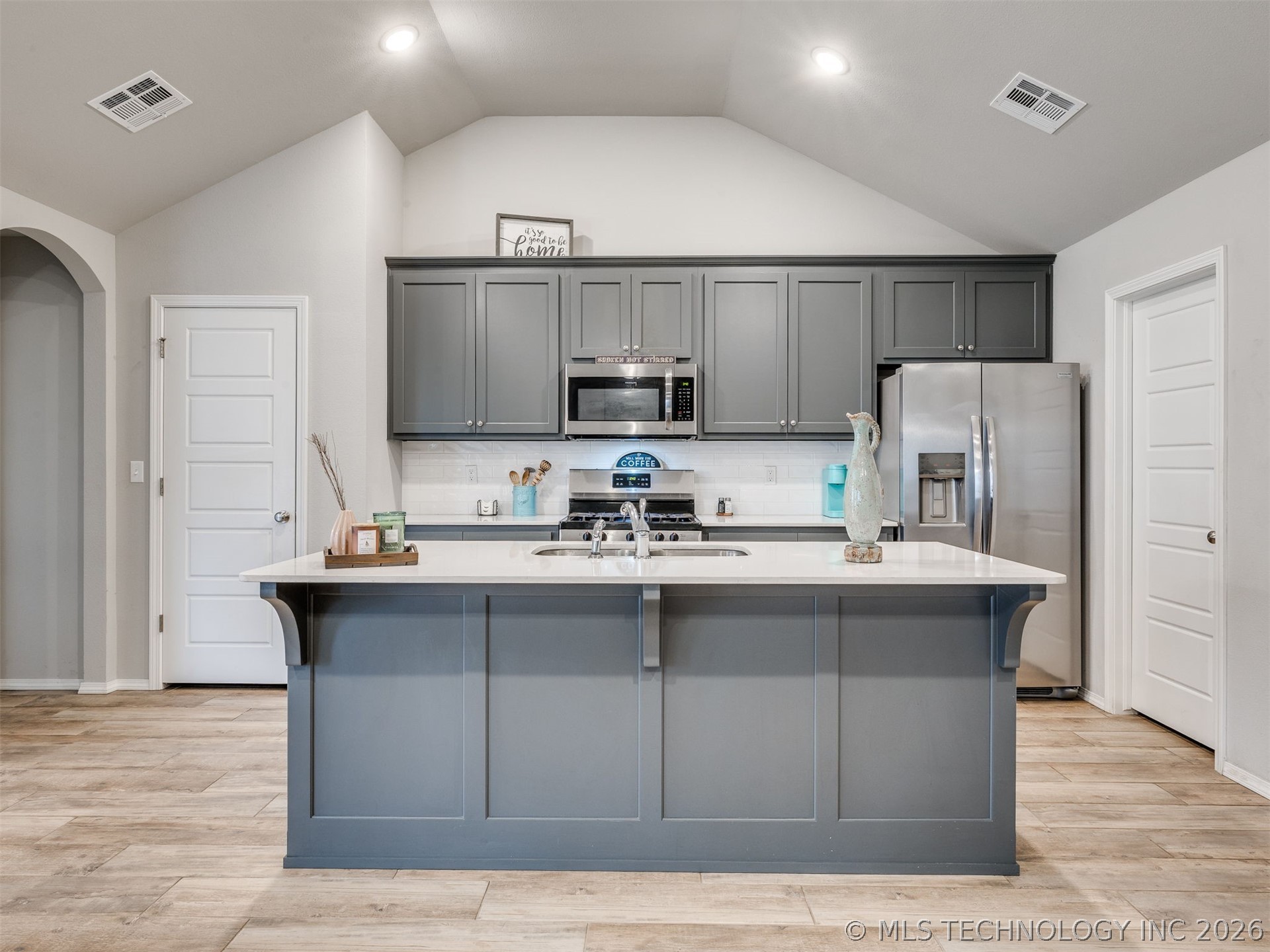 1825 E Winston Street Broken Arrow OK 74011