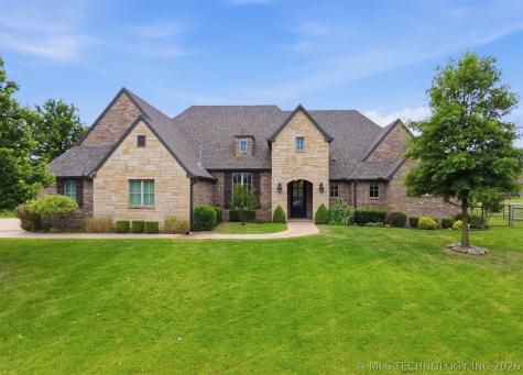 19746 E 70th Street Owasso OK 74055