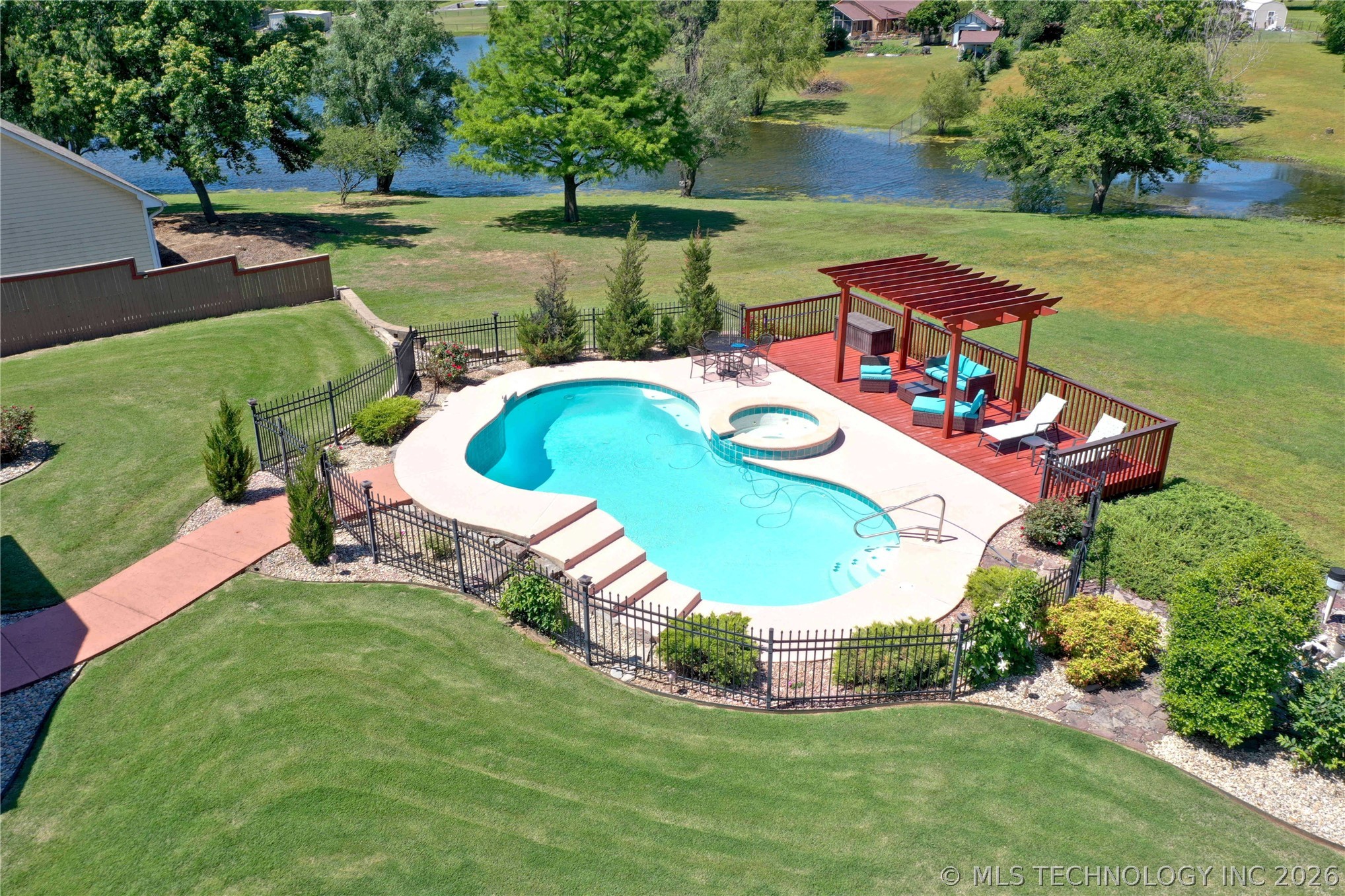 7655 E Brit Drive Claremore OK 74019