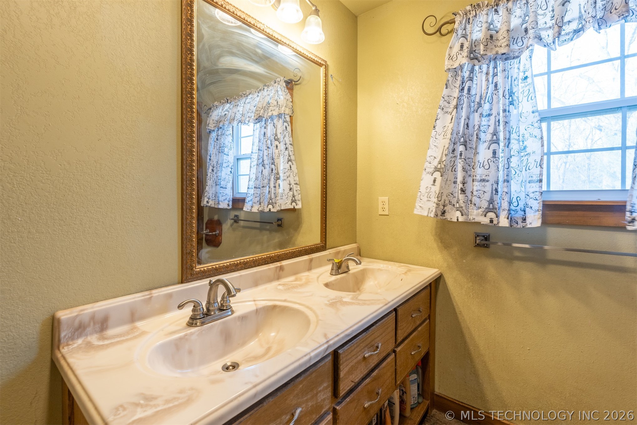 376121 E 1140 Okemah OK 74859