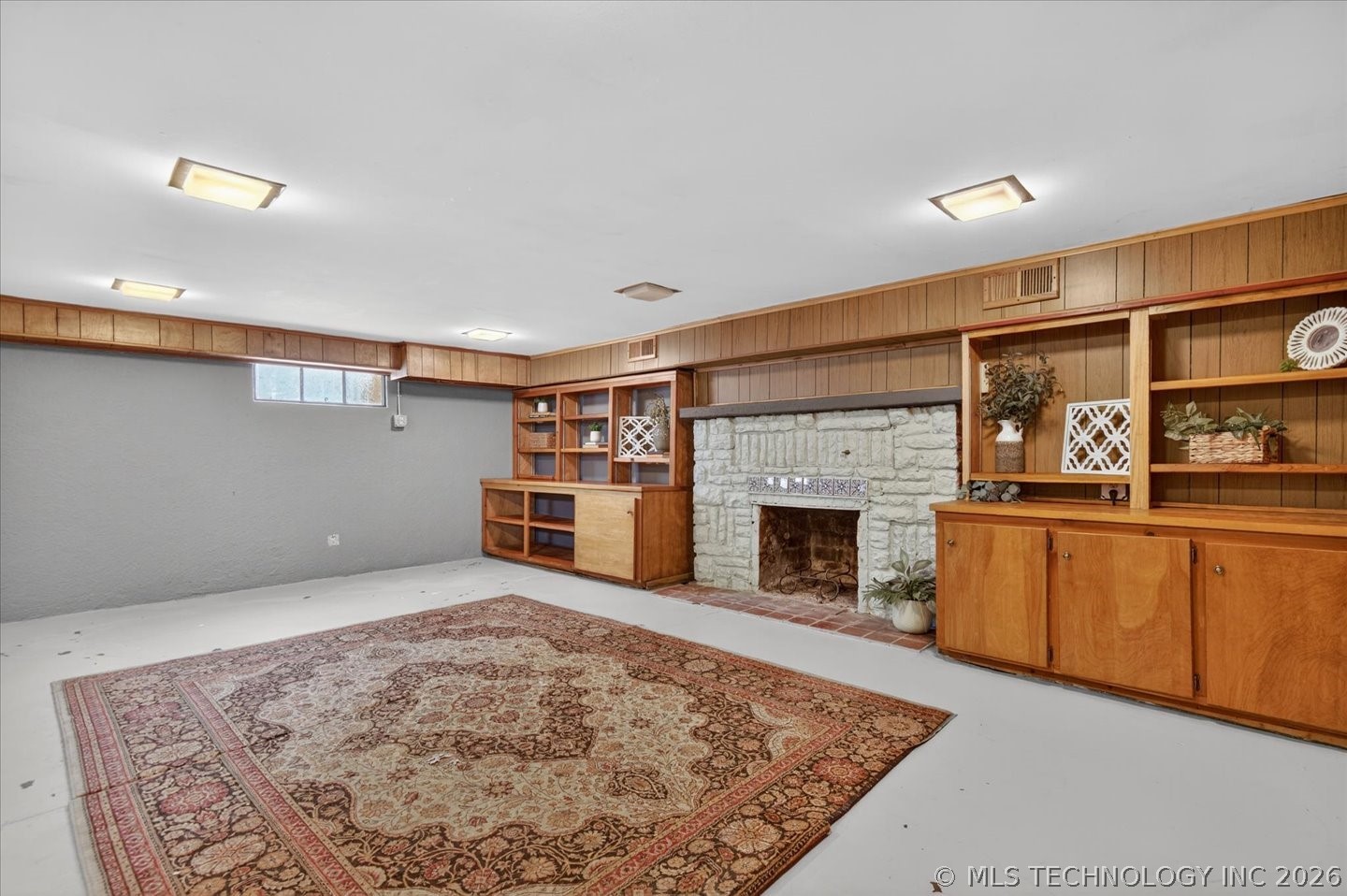2005 S Johnstone Avenue Bartlesville OK 74003