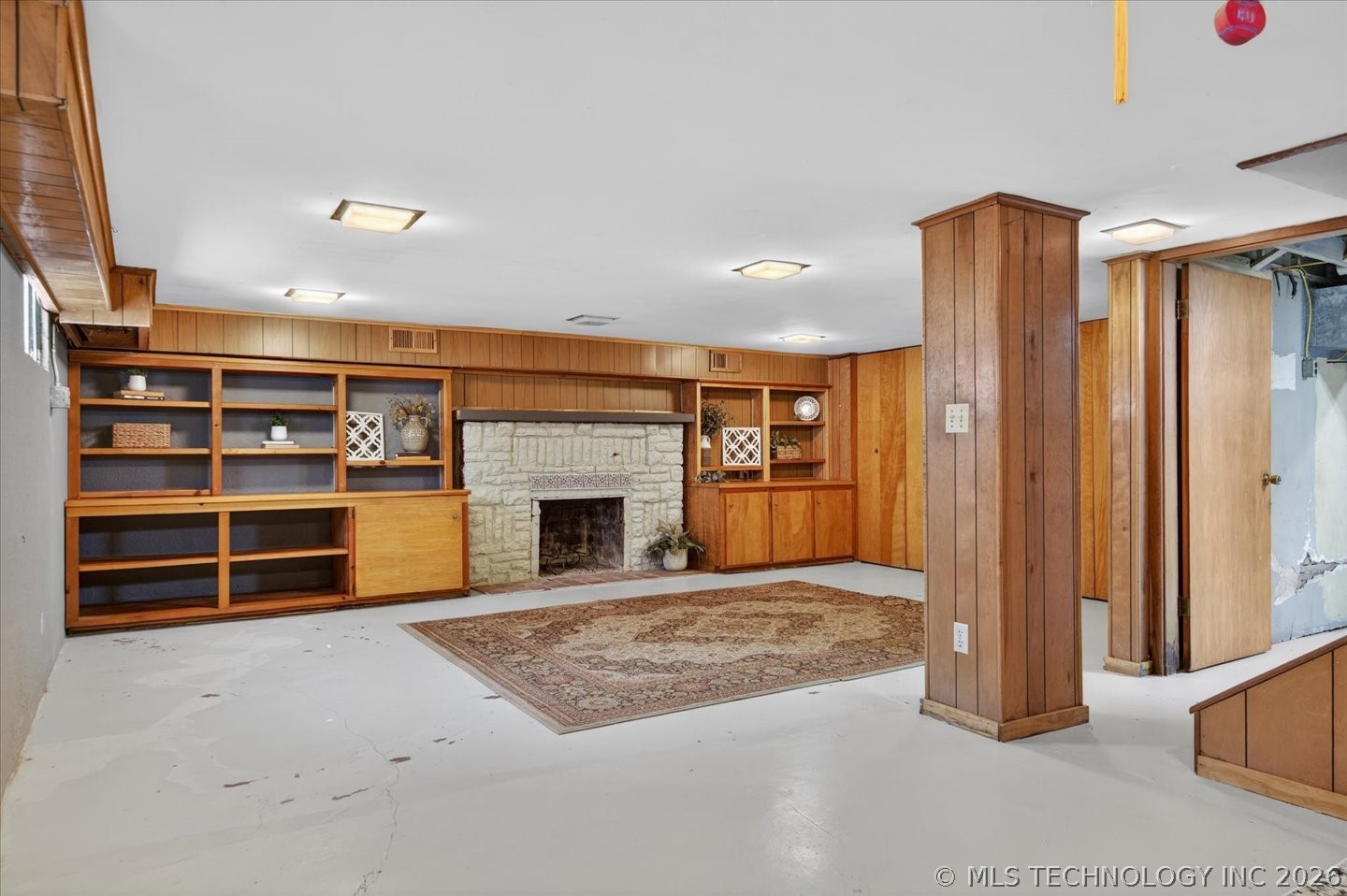 2005 S Johnstone Avenue Bartlesville OK 74003