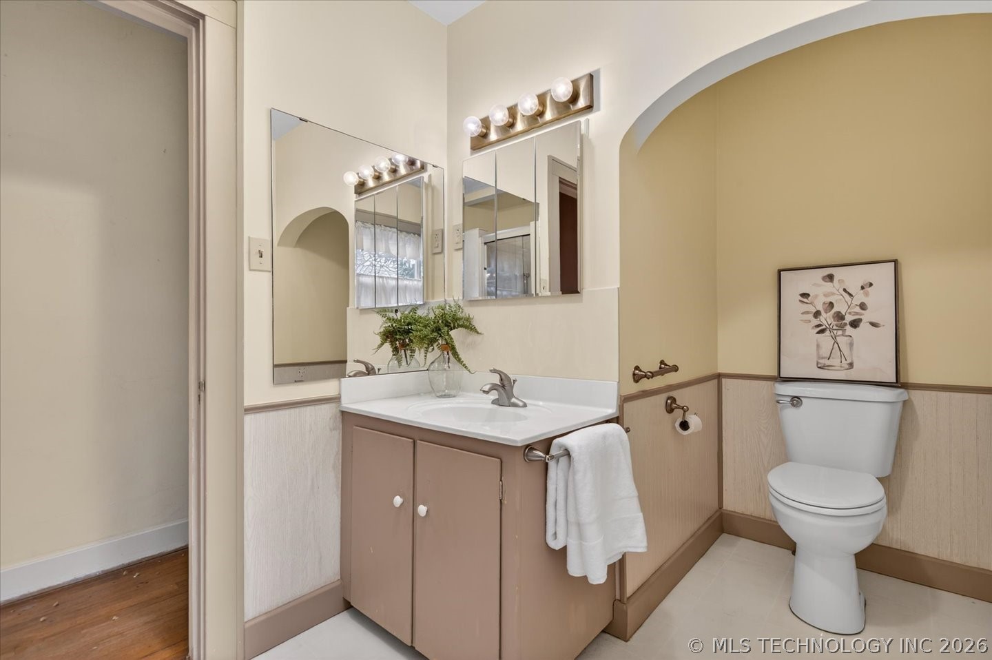 2005 S Johnstone Avenue Bartlesville OK 74003