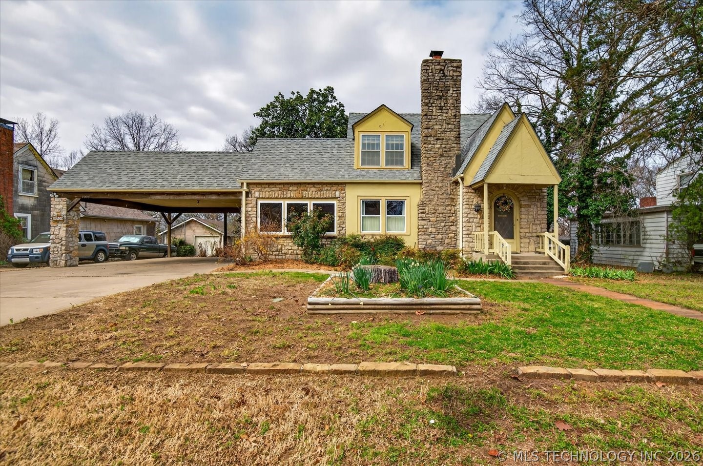 2005 S Johnstone Avenue Bartlesville OK 74003
