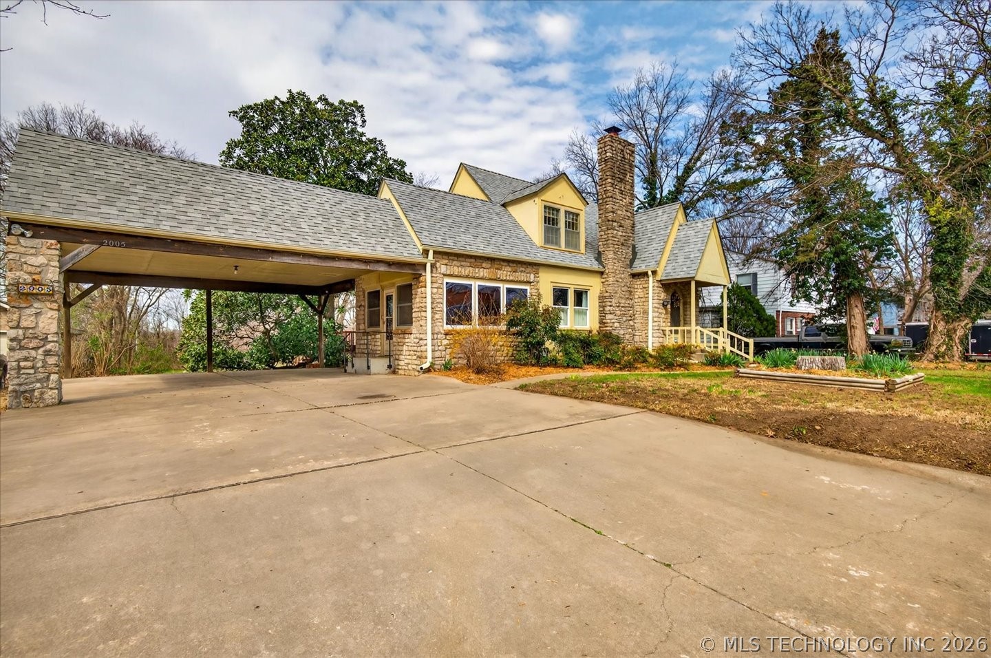 2005 S Johnstone Avenue Bartlesville OK 74003