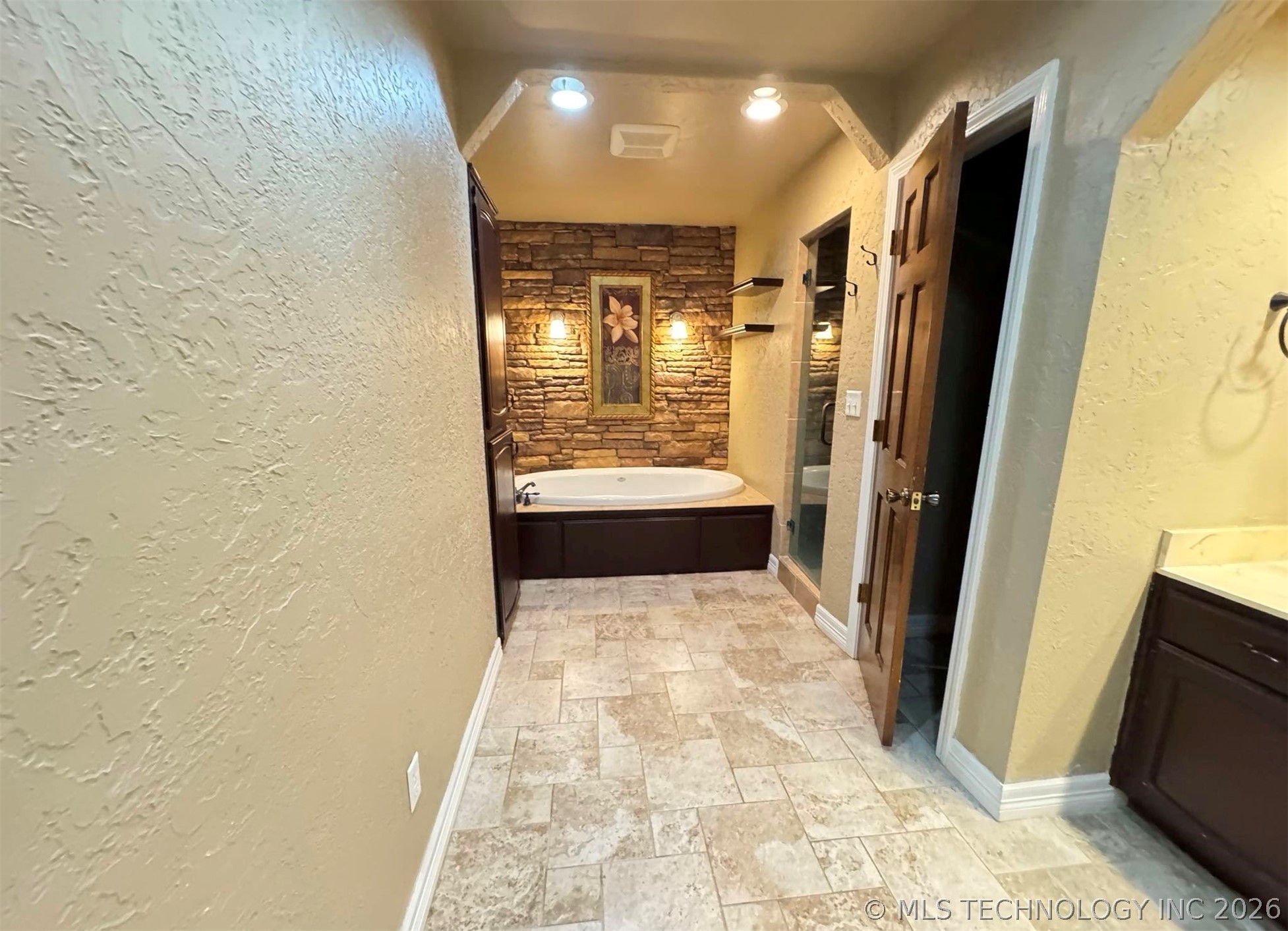 3927 E 79th Street Tulsa OK 74136