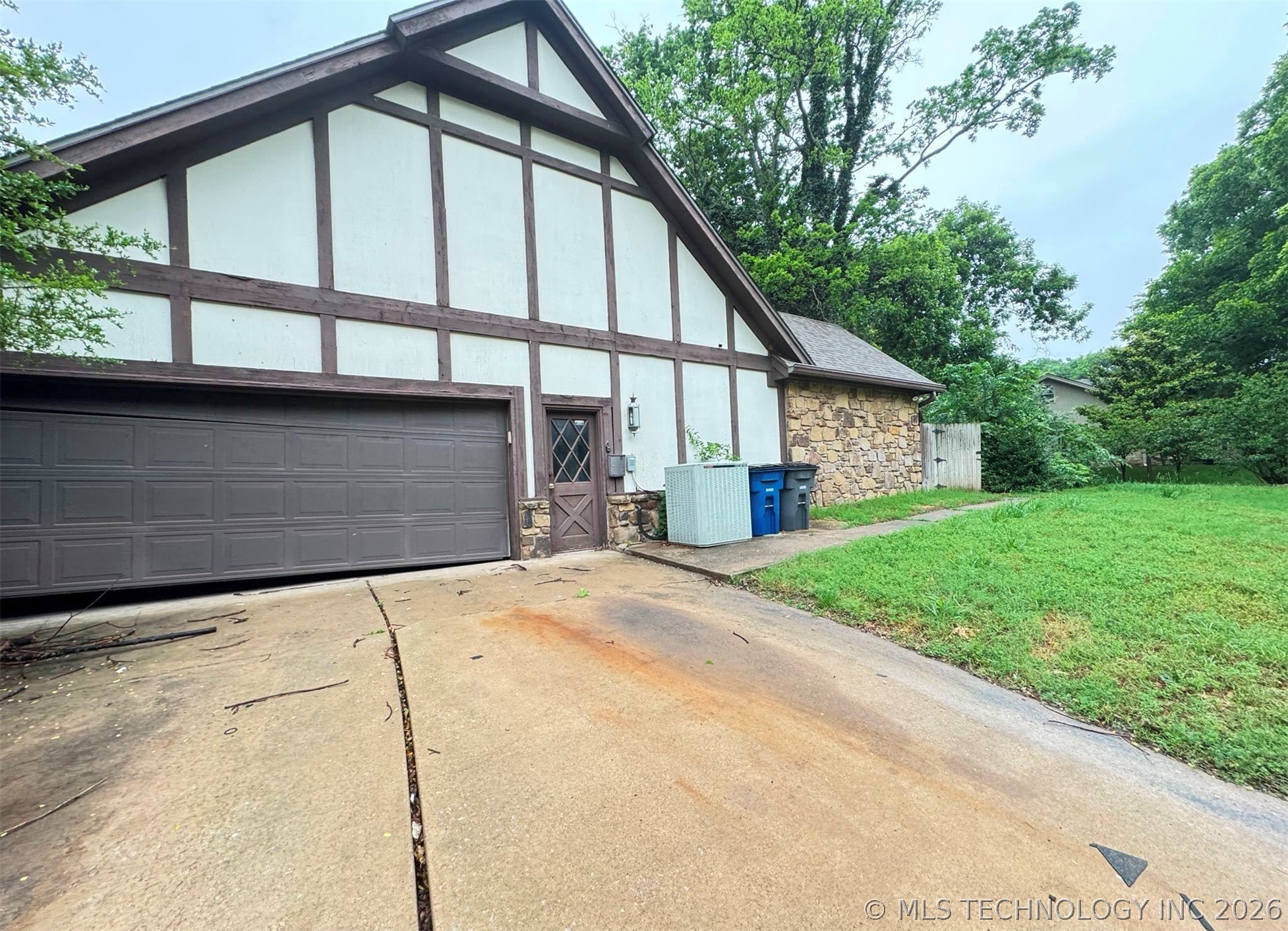 3927 E 79th Street Tulsa OK 74136