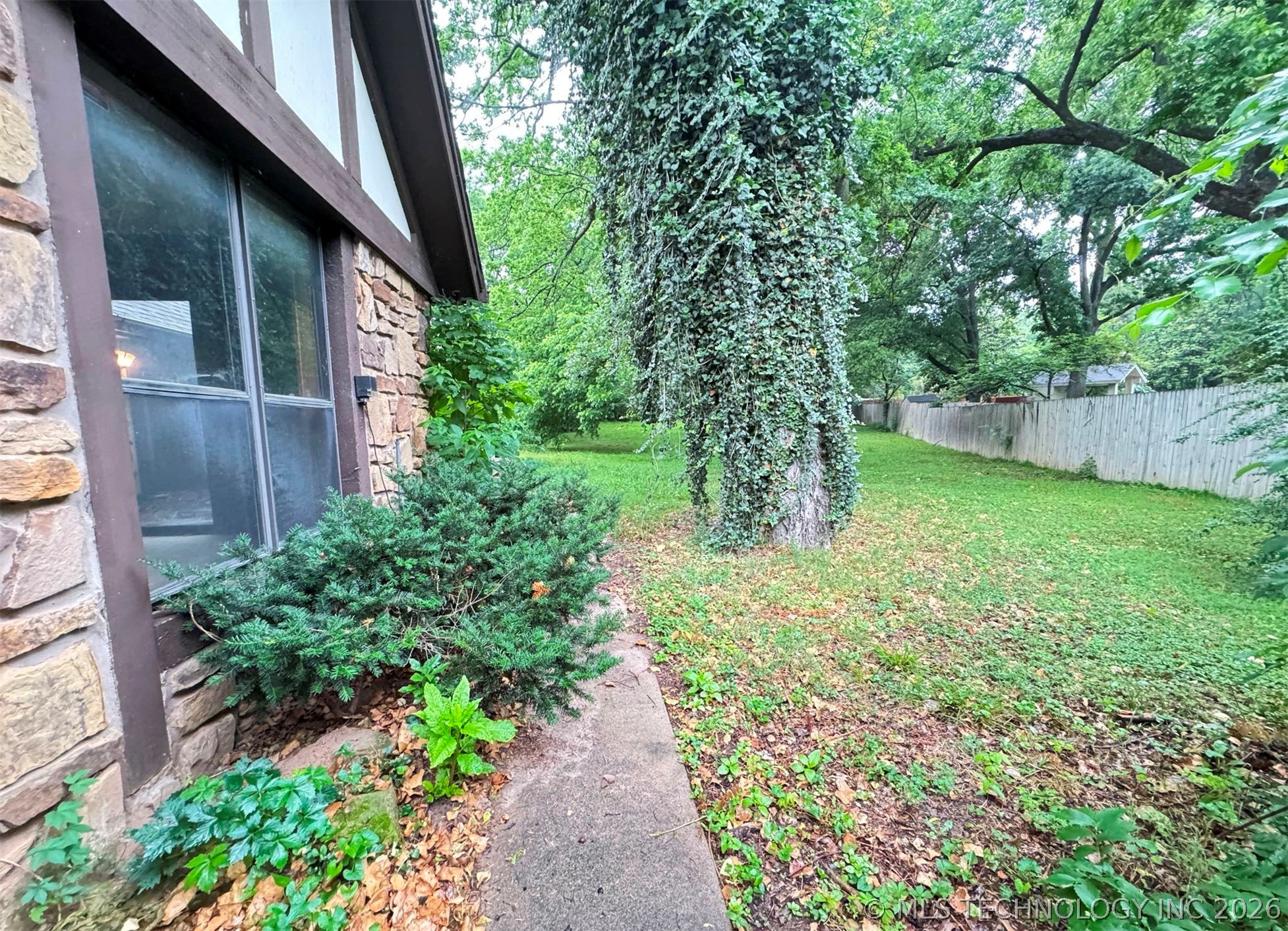 3927 E 79th Street Tulsa OK 74136