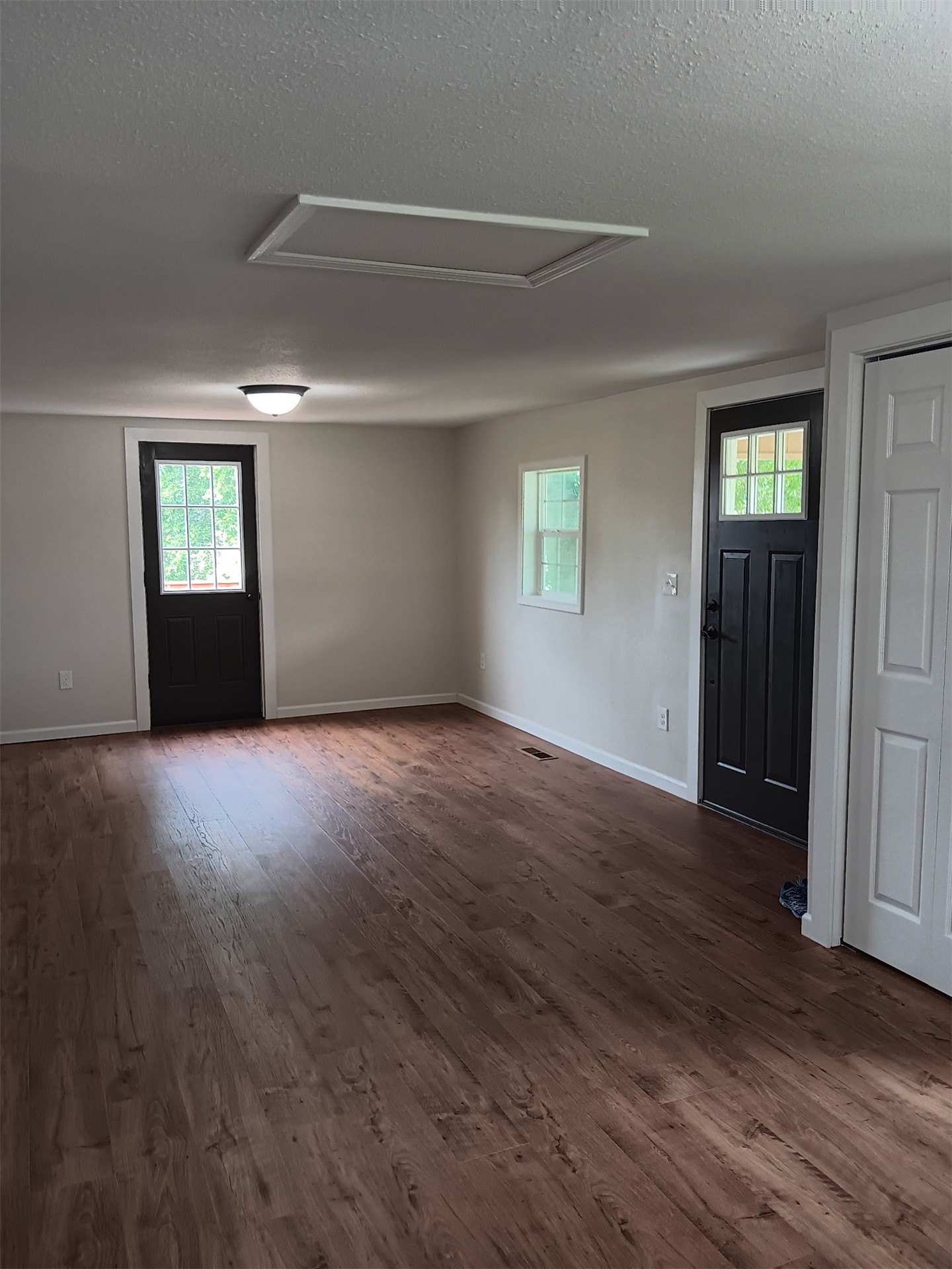 205 S Main Kingston OK 73439