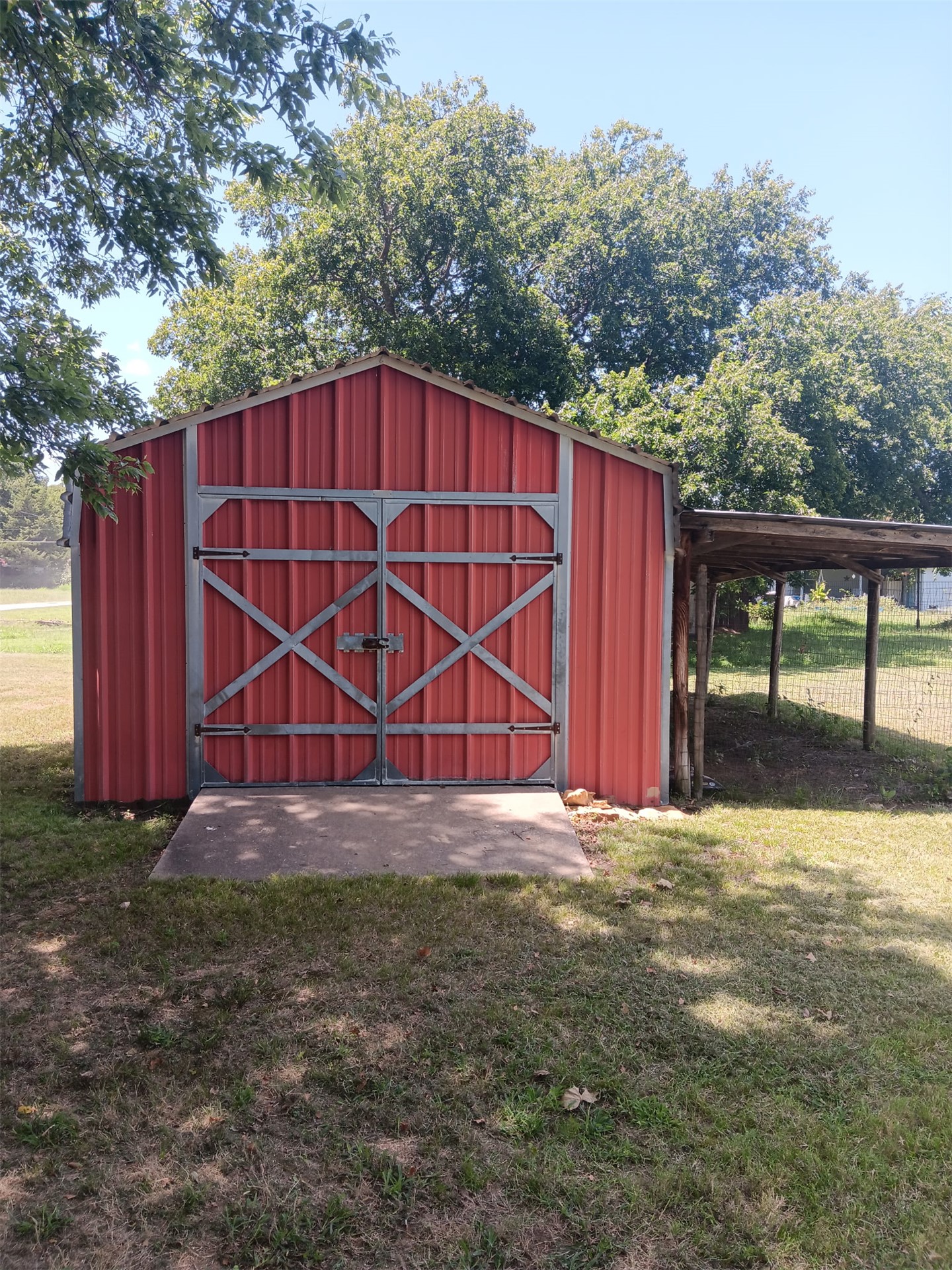 205 S Main Kingston OK 73439