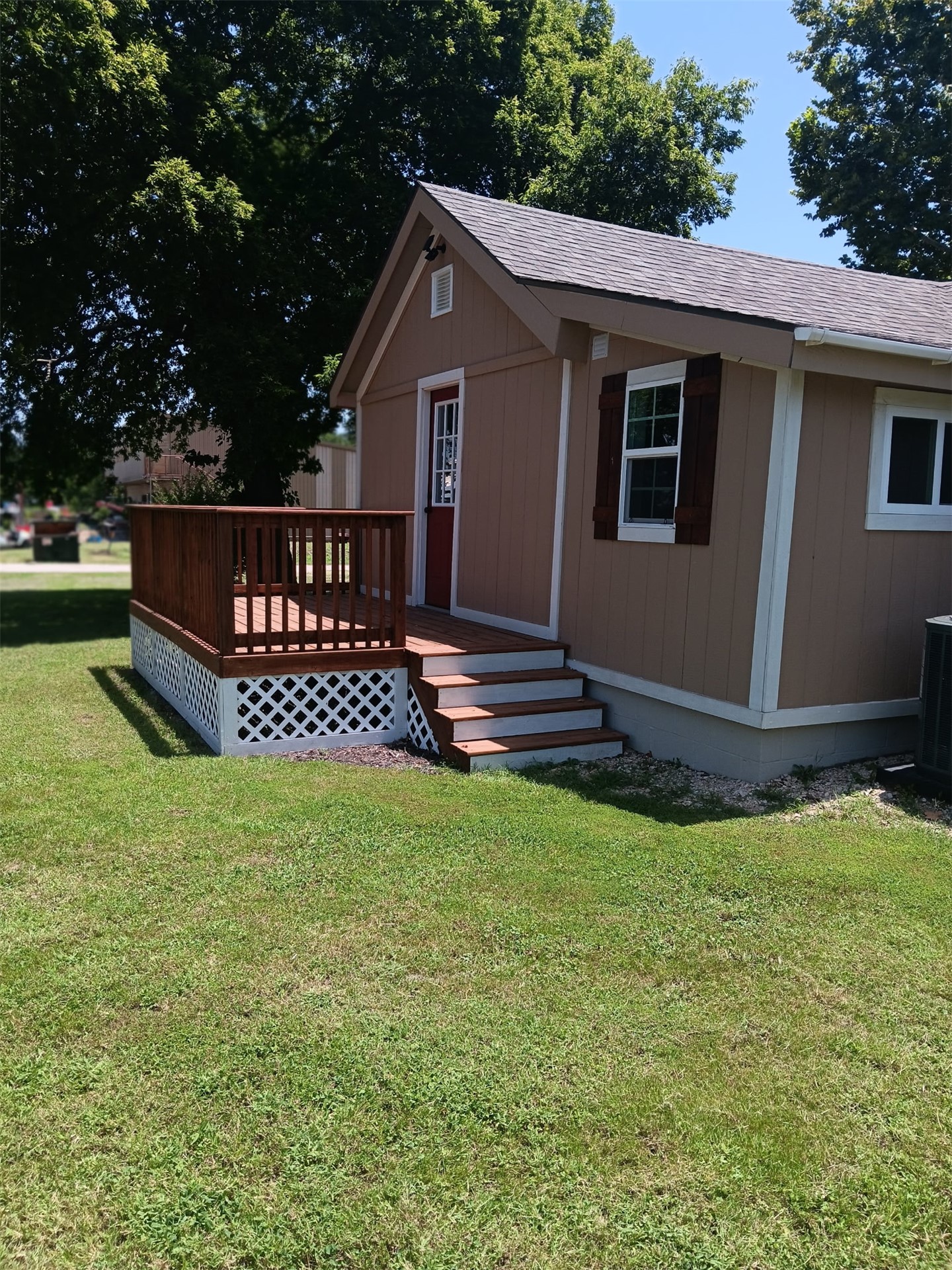 205 S Main Kingston OK 73439