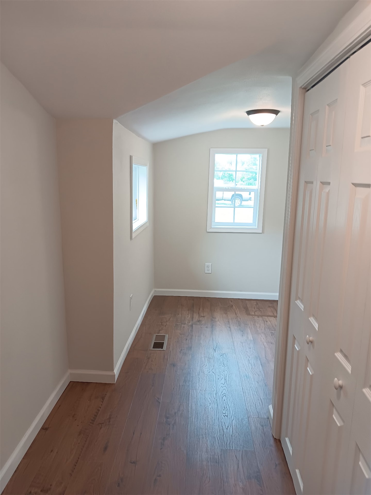 205 S Main Kingston OK 73439