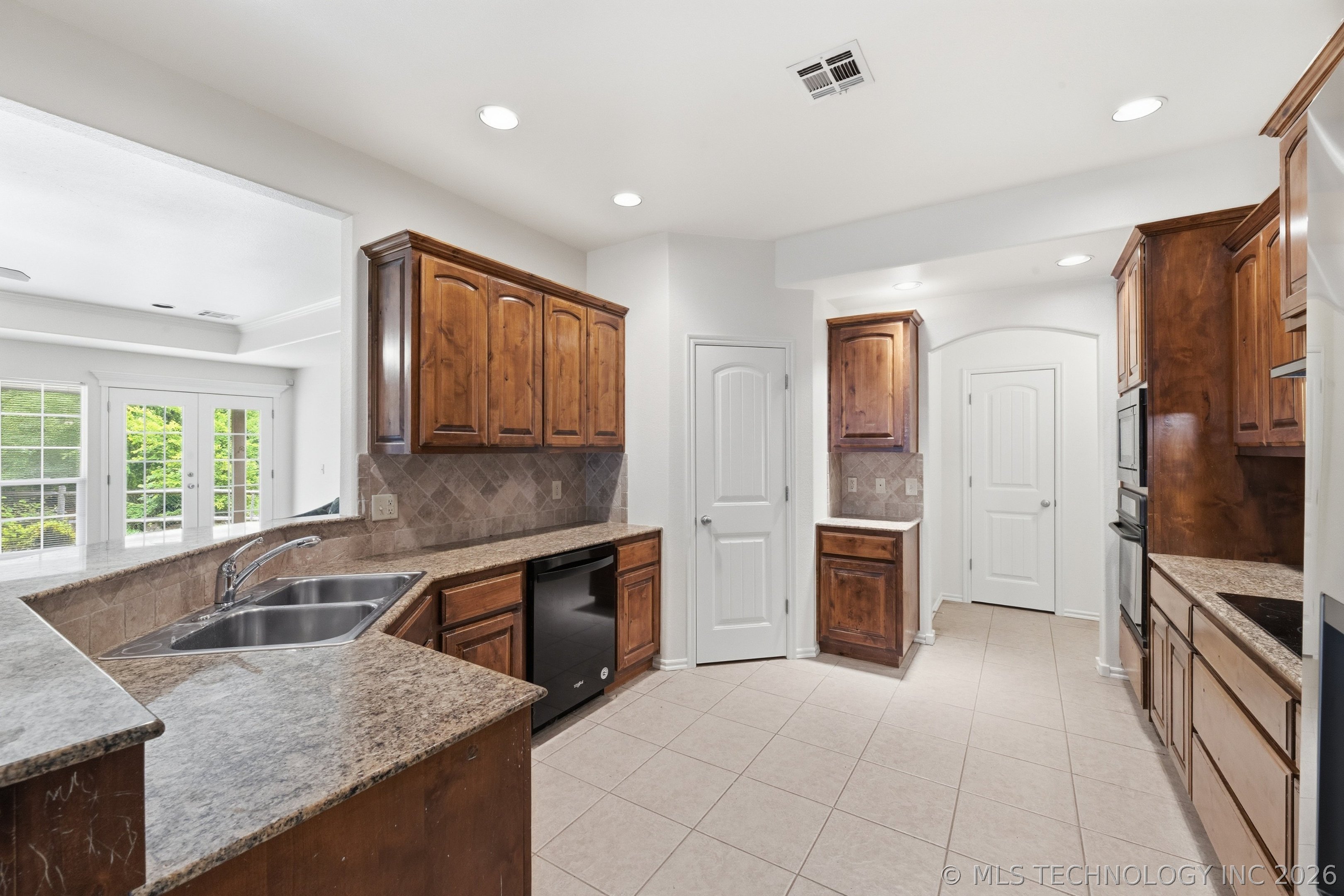 3912 S Yellowood Avenue Broken Arrow OK 74011
