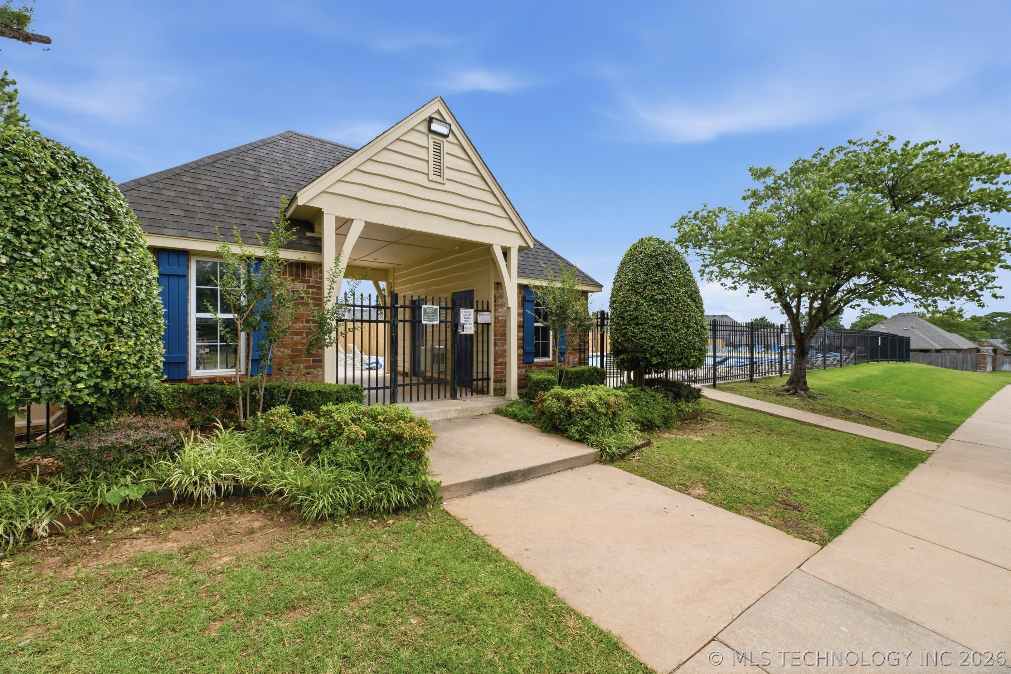 3912 S Yellowood Avenue Broken Arrow OK 74011