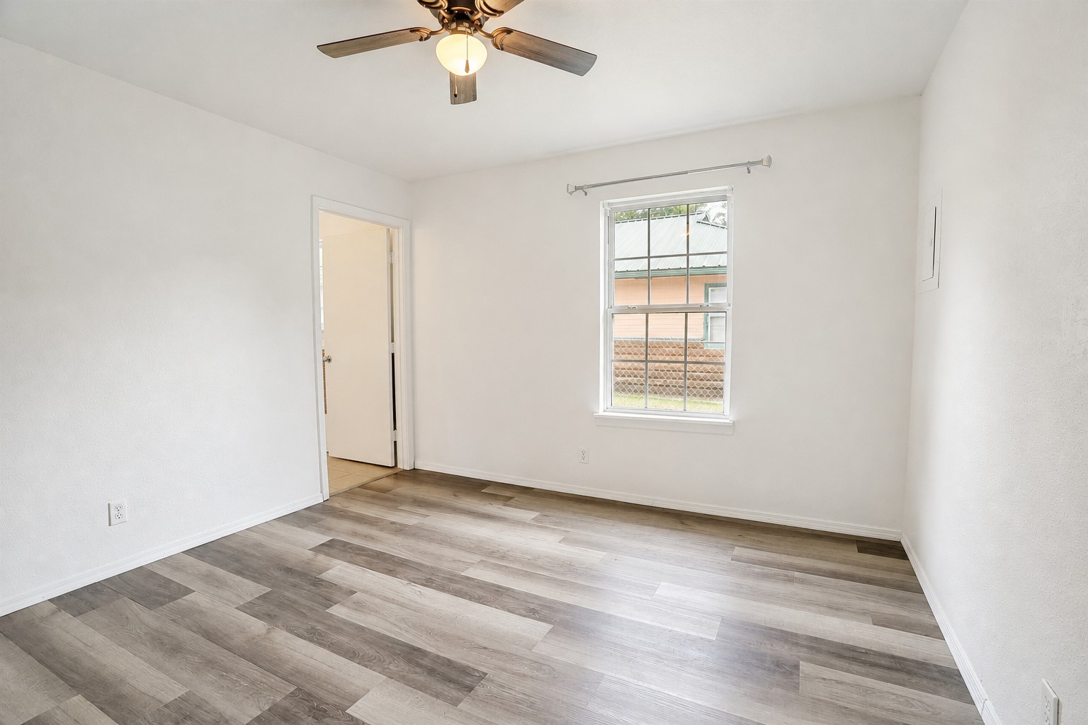 300 N 2nd Street Sperry OK 74073