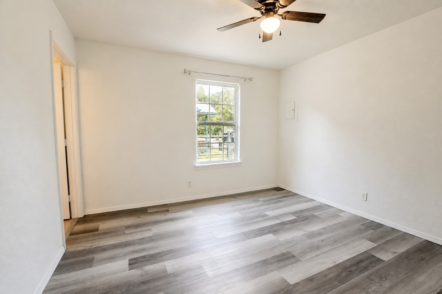 300 N 2nd Street Sperry OK 74073