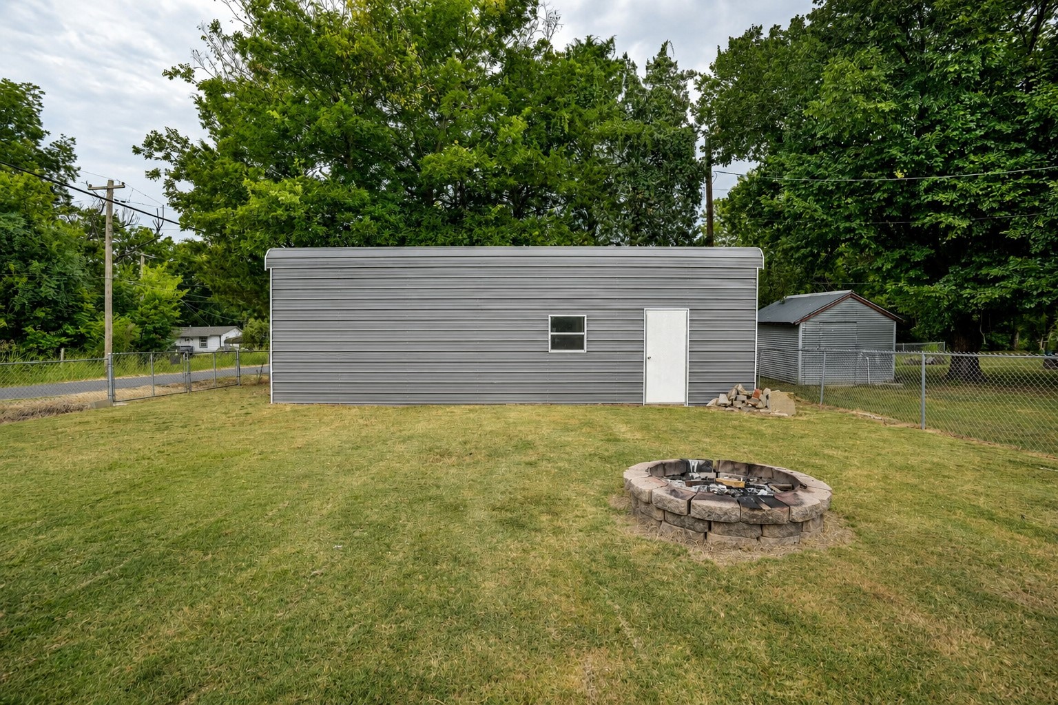 300 N 2nd Street Sperry OK 74073