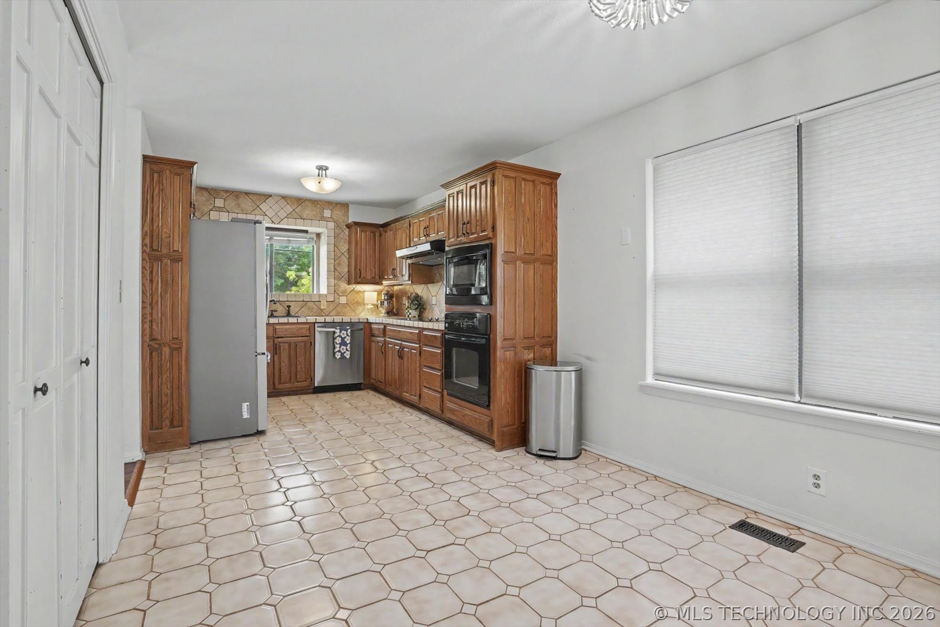6726 E 100 Place Tulsa OK 74133