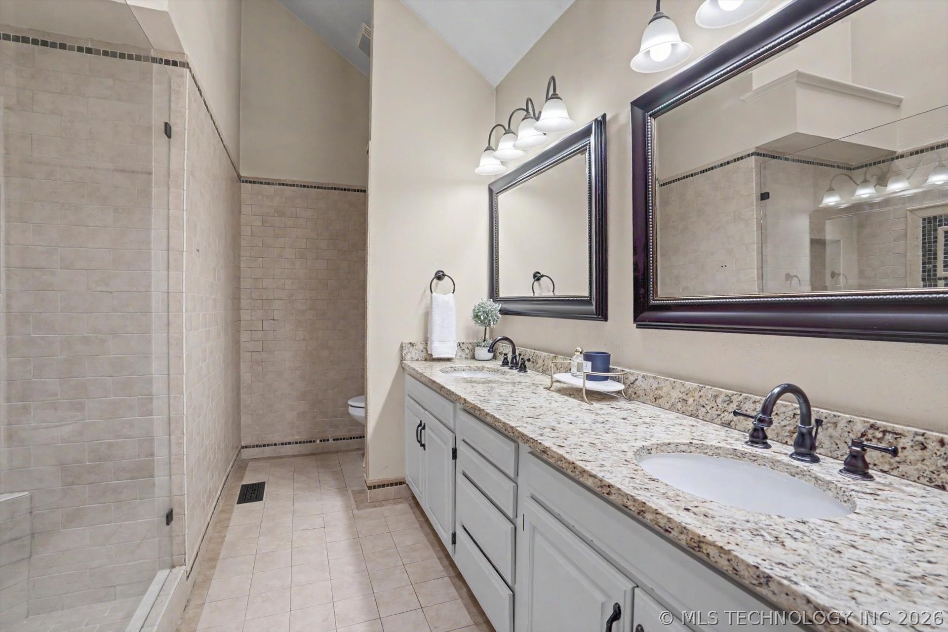 6726 E 100 Place Tulsa OK 74133