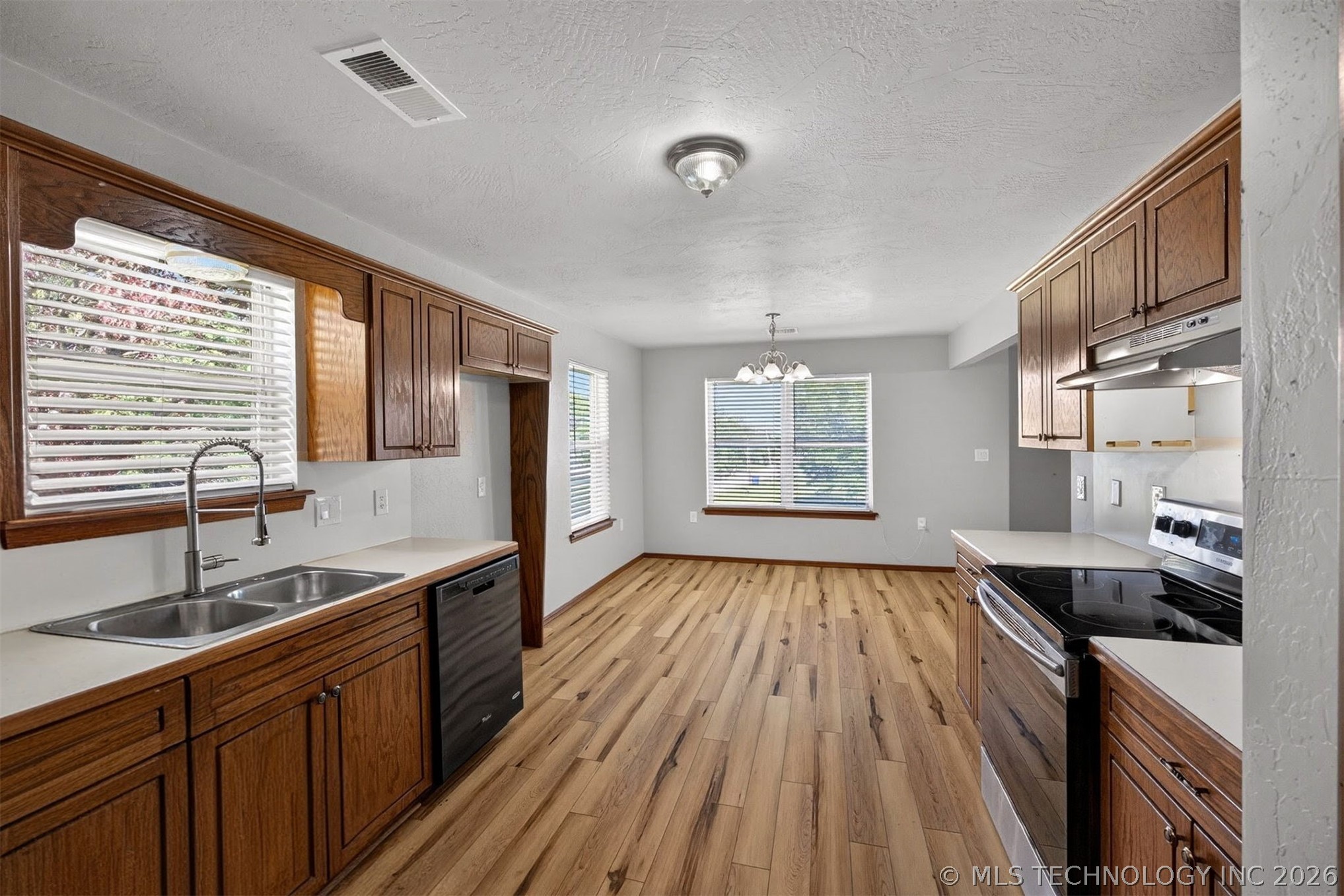 1811 Revard Avenue Pawhuska OK 74056