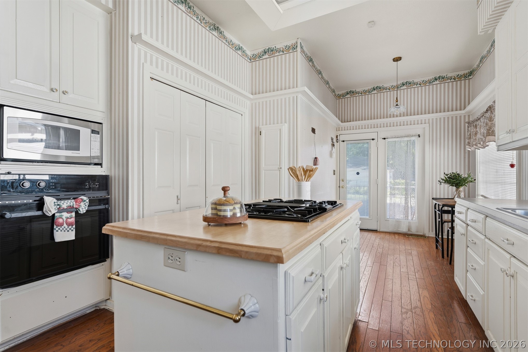 922 SW Mclish Ardmore OK 73401