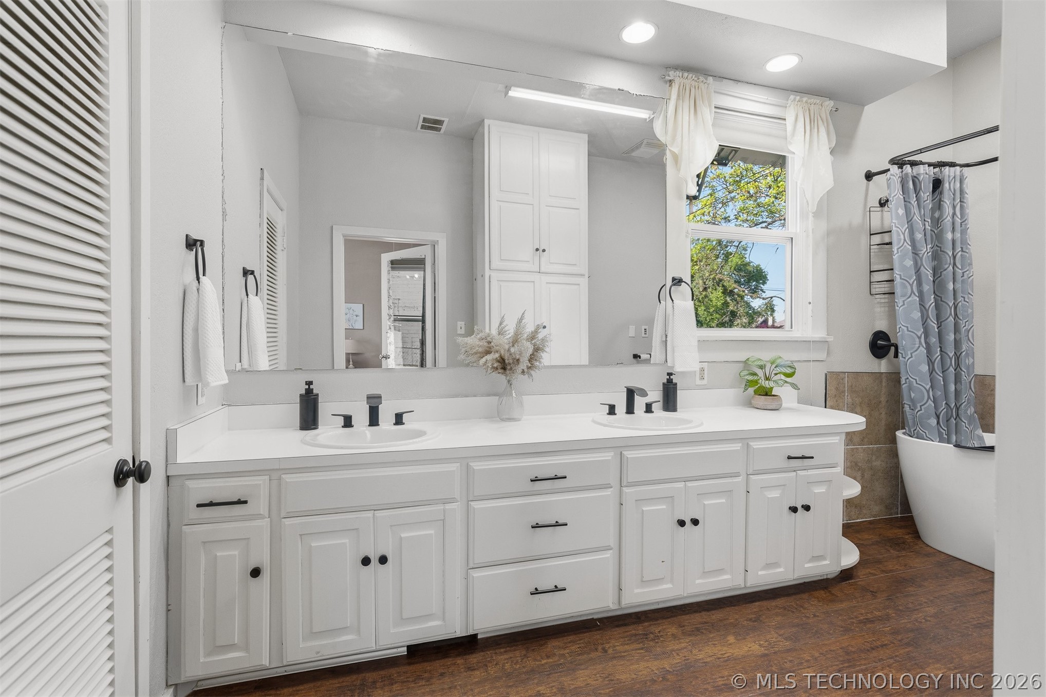 922 SW Mclish Ardmore OK 73401