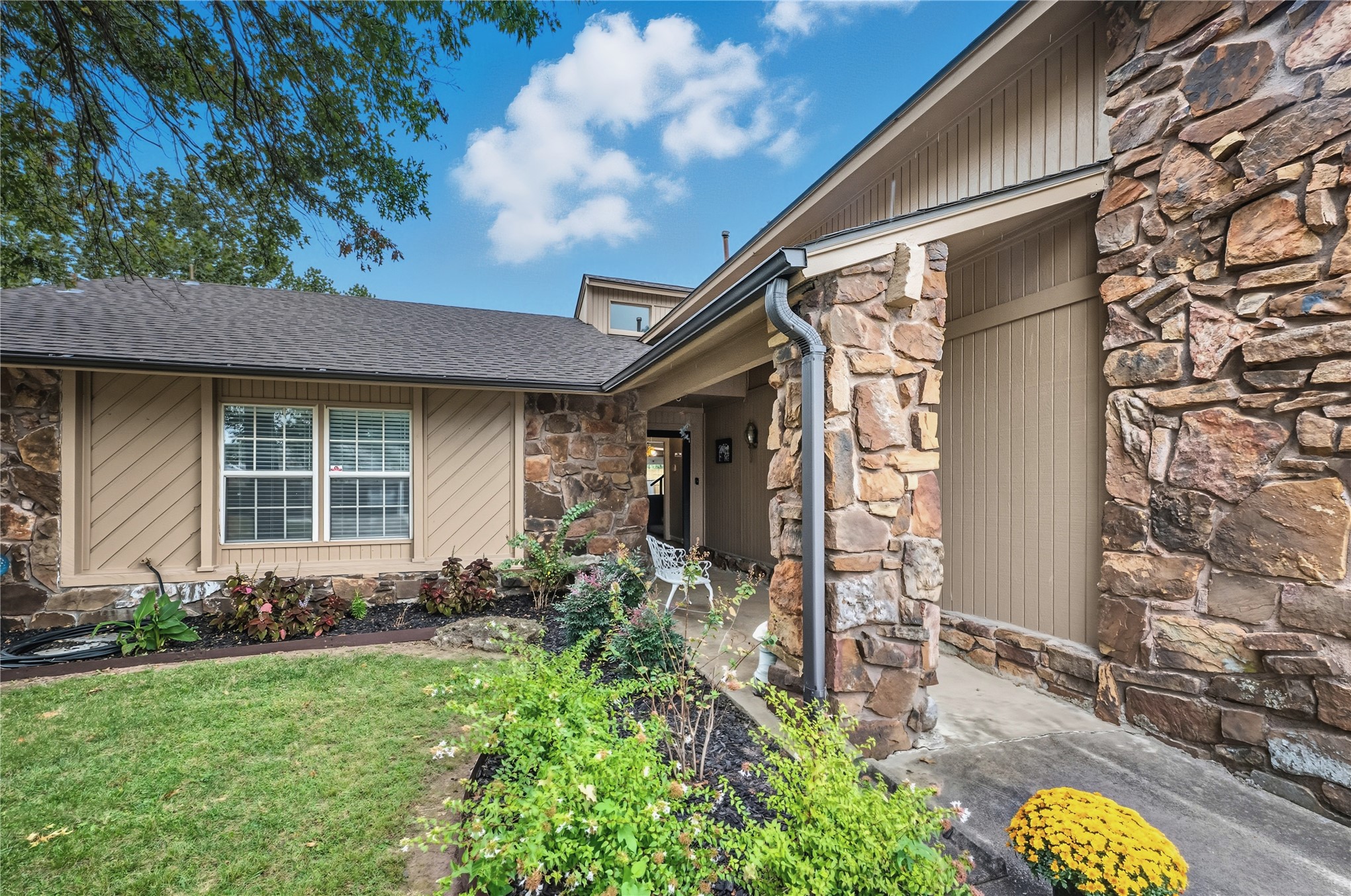 5852 S 91st Eastavenue Tulsa OK 74145