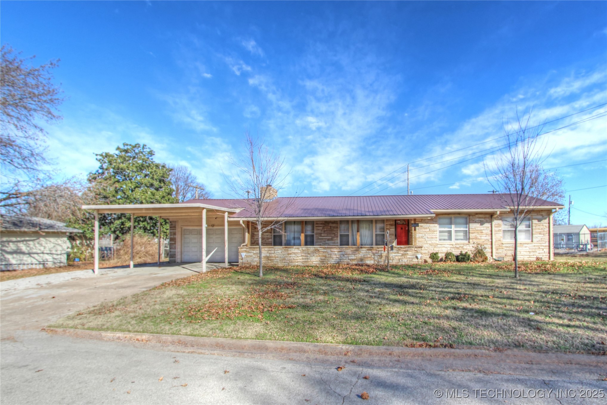 912 W Shawnee Avenue Nowata OK 74048