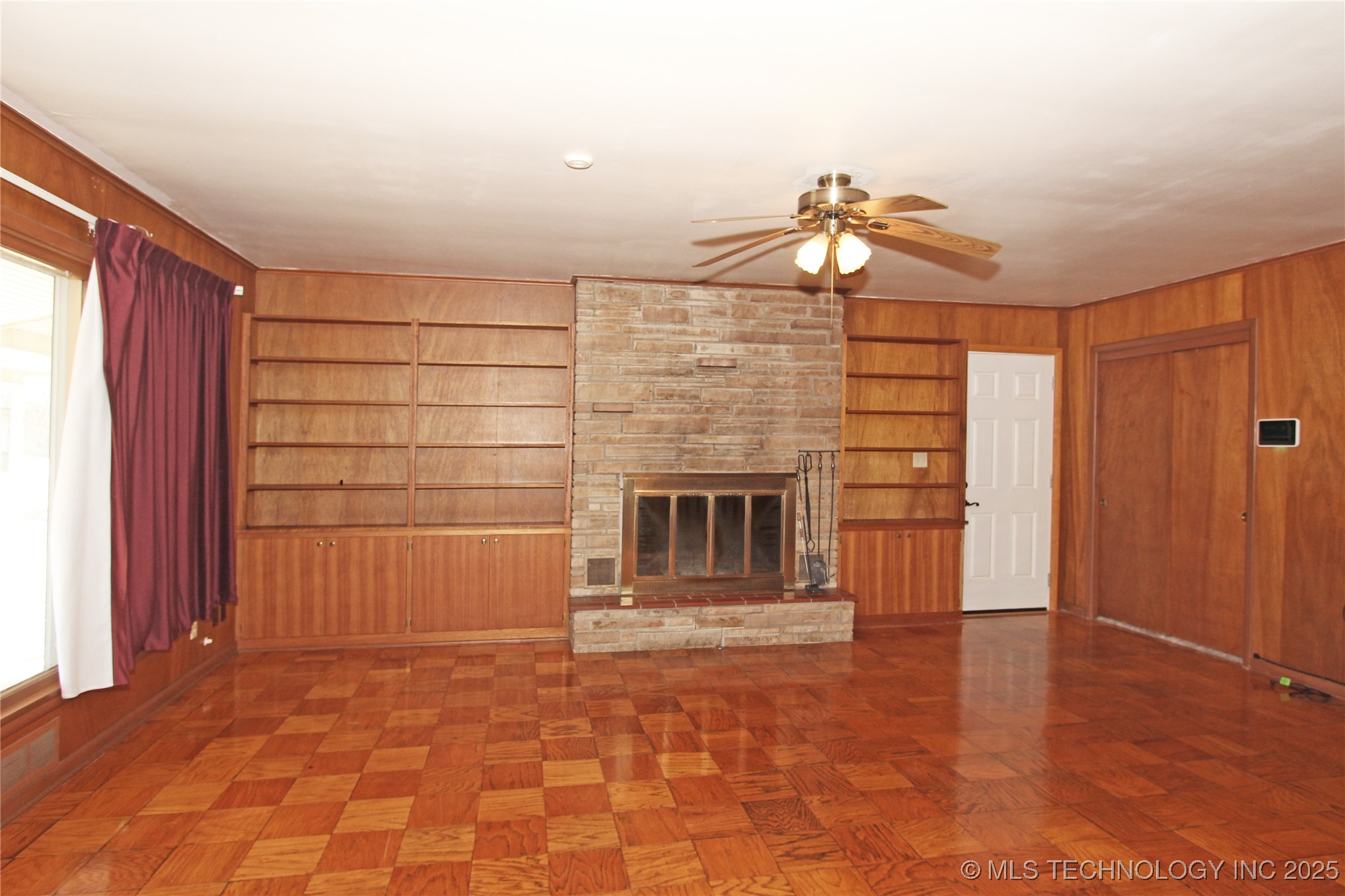 912 W Shawnee Avenue Nowata OK 74048