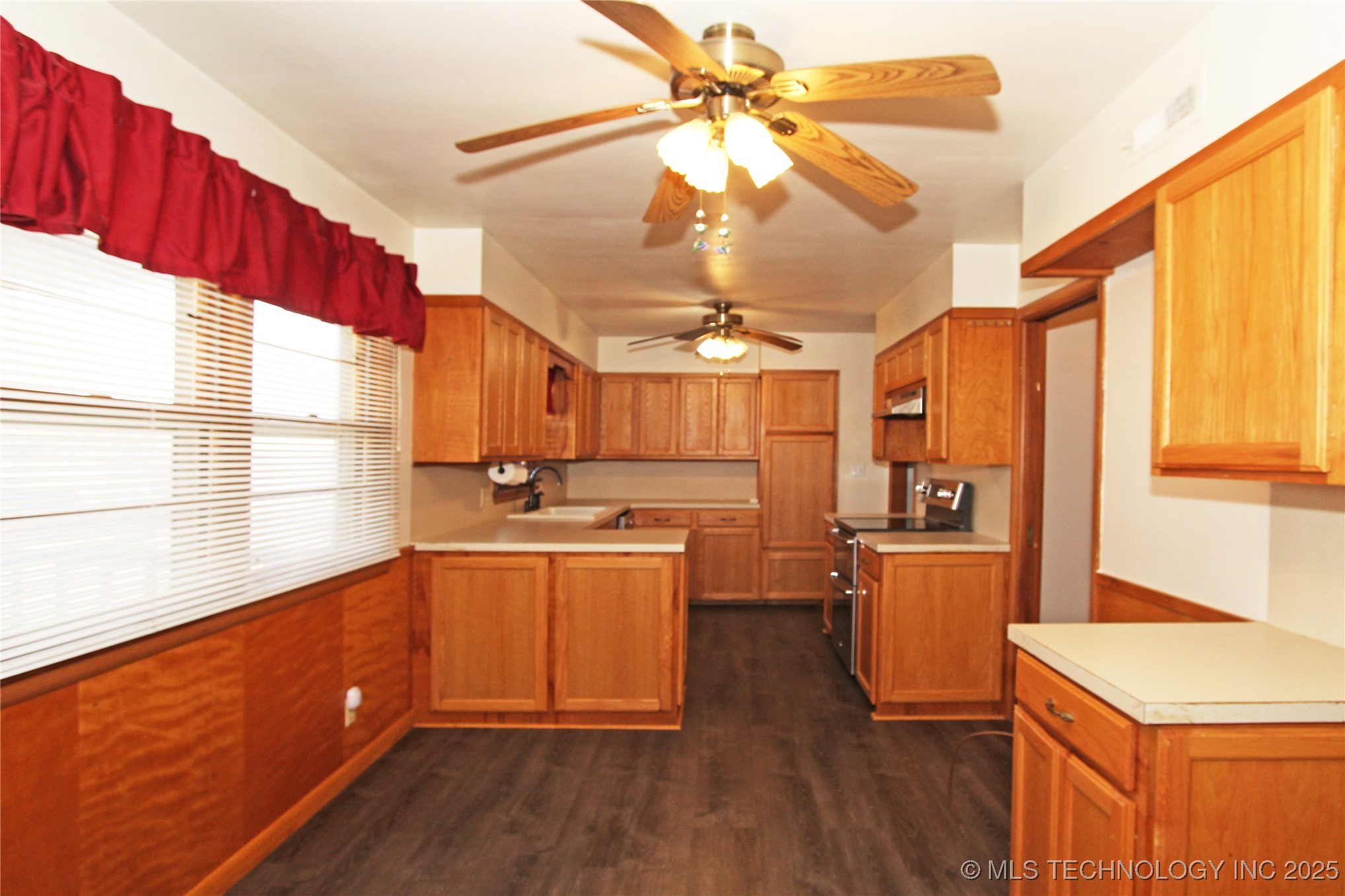 912 W Shawnee Avenue Nowata OK 74048