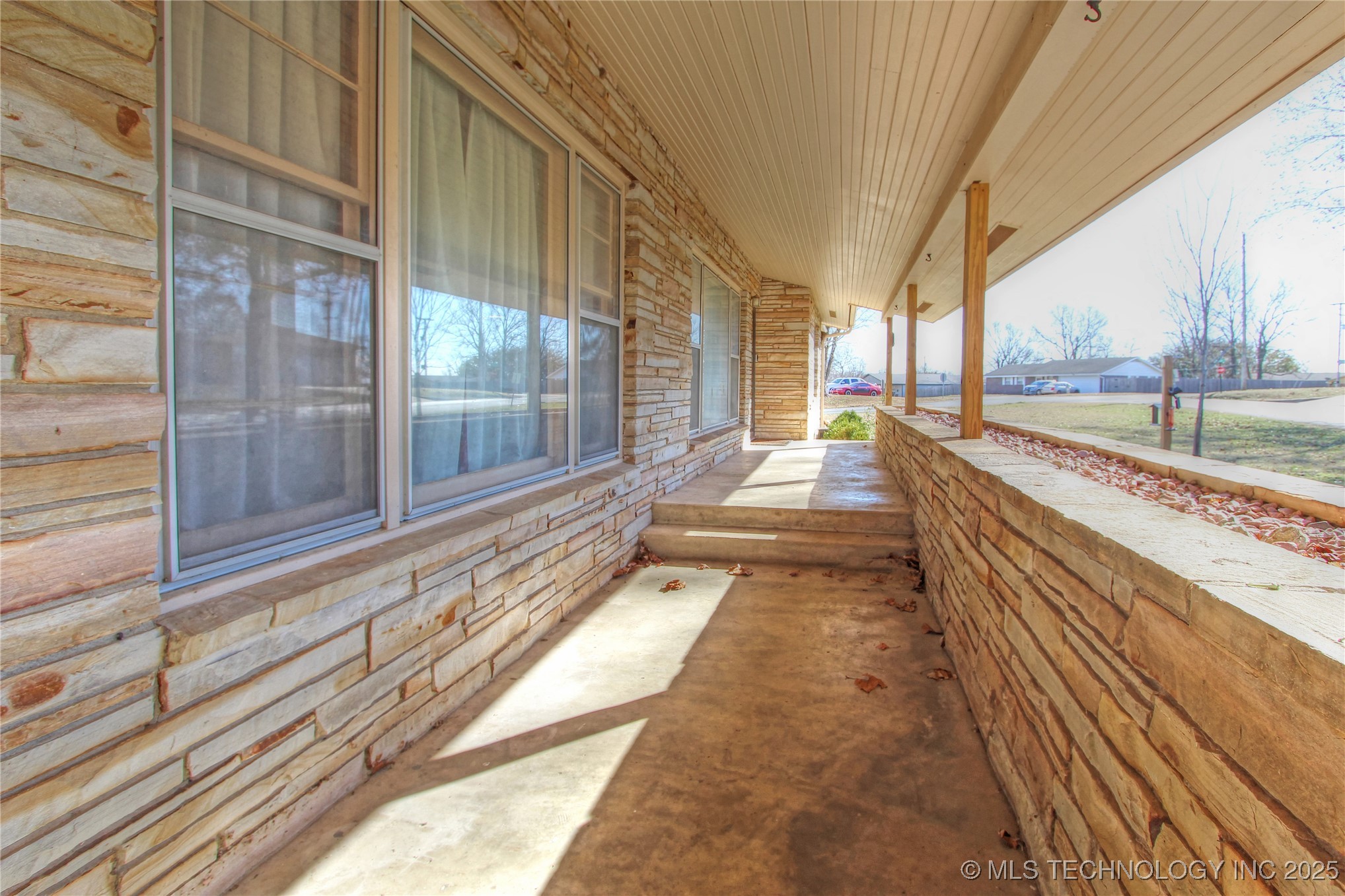 912 W Shawnee Avenue Nowata OK 74048