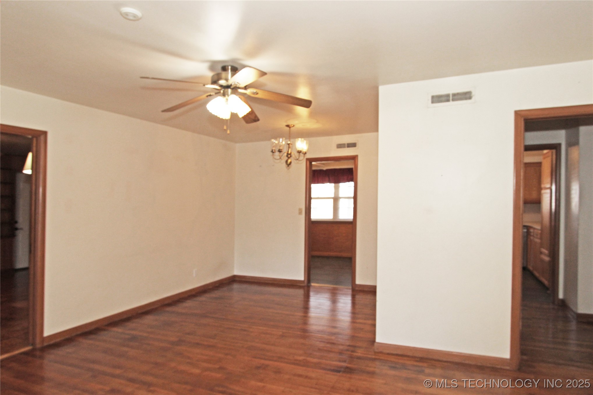 912 W Shawnee Avenue Nowata OK 74048
