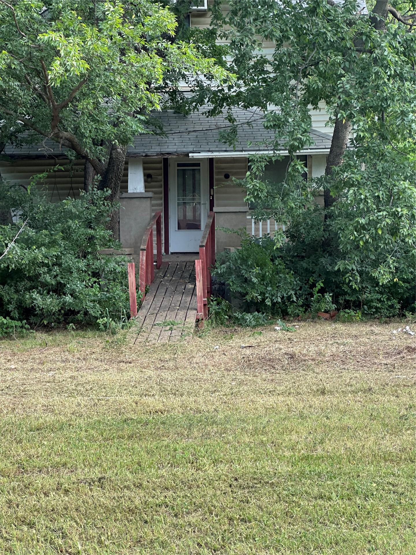 165 W 2nd Street Jennings OK 74038