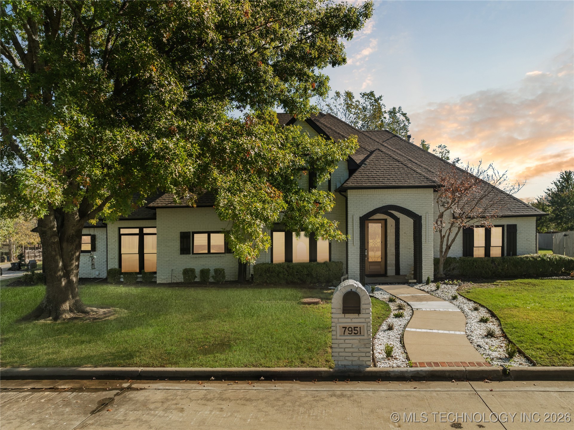 7951 S Hudson Place Tulsa OK 74136