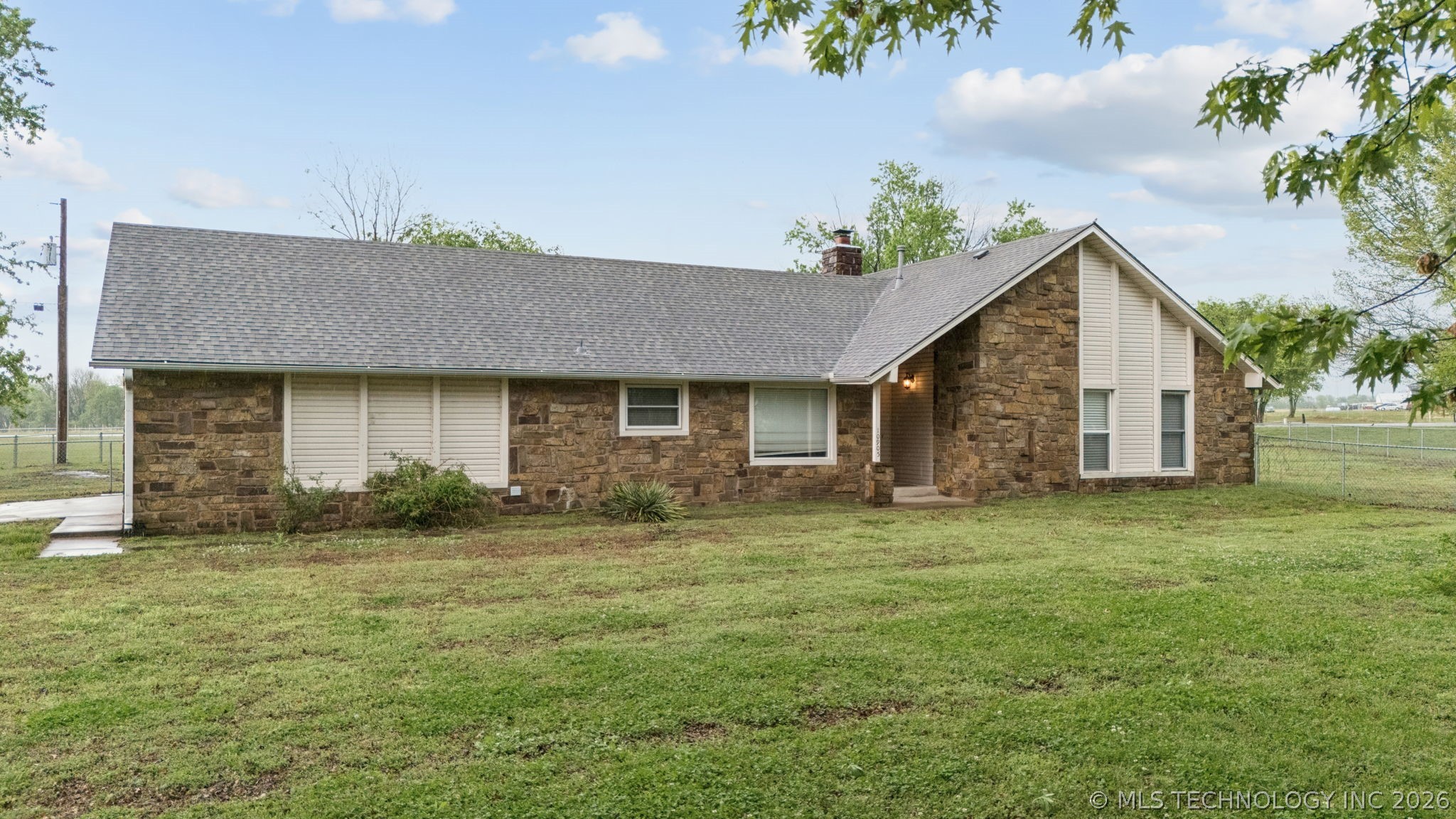 10905 E Canyon Oaks Circle Claremore OK 74017