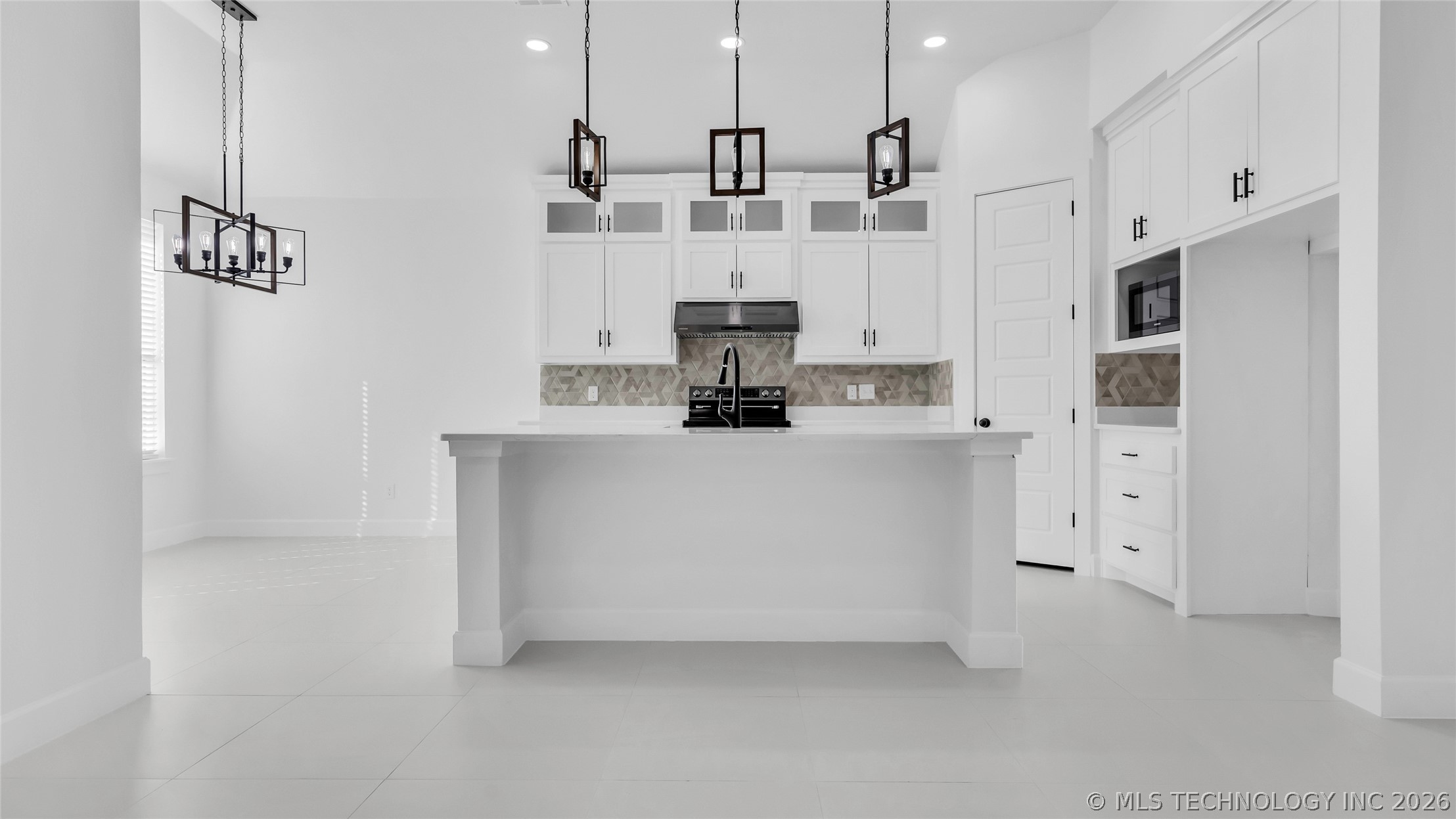 408 E Cherokee Street Marietta OK 73448