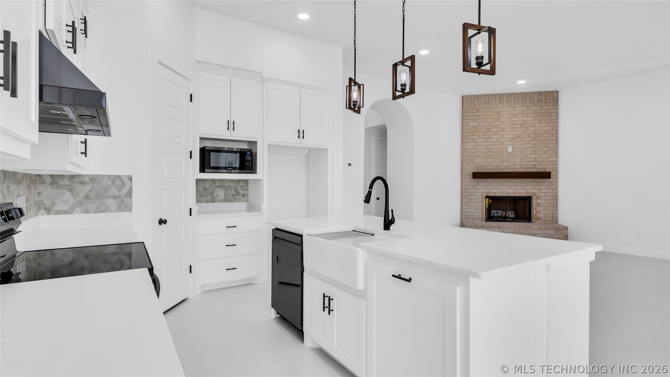 408 E Cherokee Street Marietta OK 73448